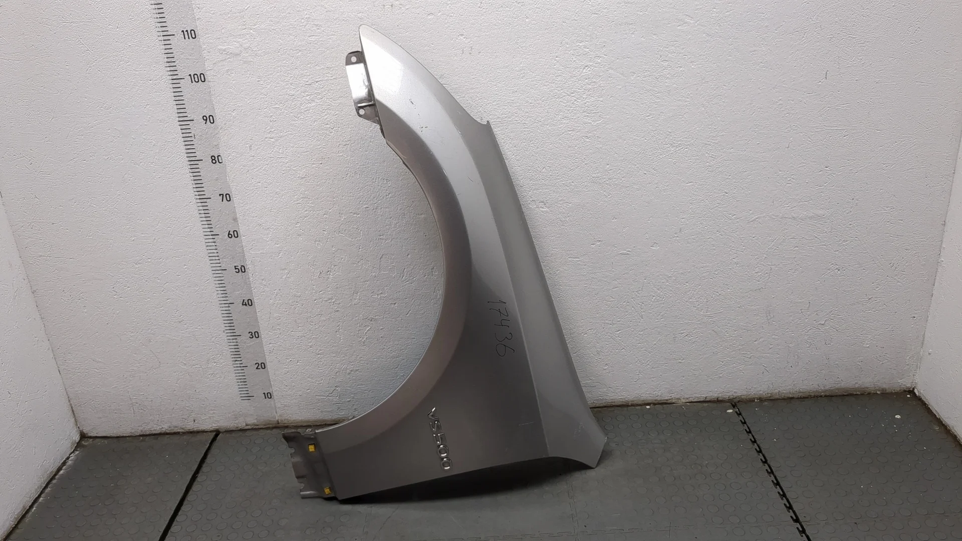 Крыло Hyundai Equus 2009-2016 КПП автомат (АКПП) G8BE Бензин 5 л GDI