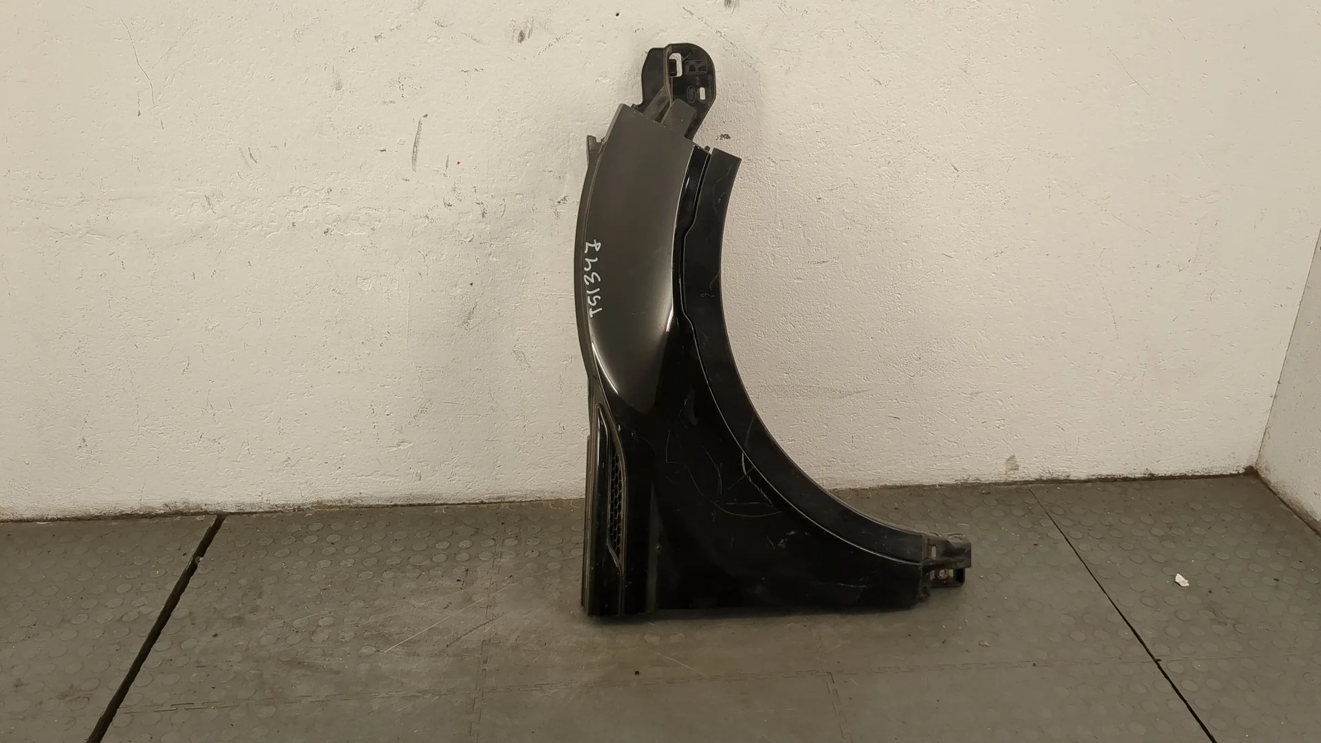 Крыло Land Rover Range Rover Evoque 2011-2018 КПП 6-ст.мех 4х4 (МКПП) 224DT Дизель 2.2 л Турбо