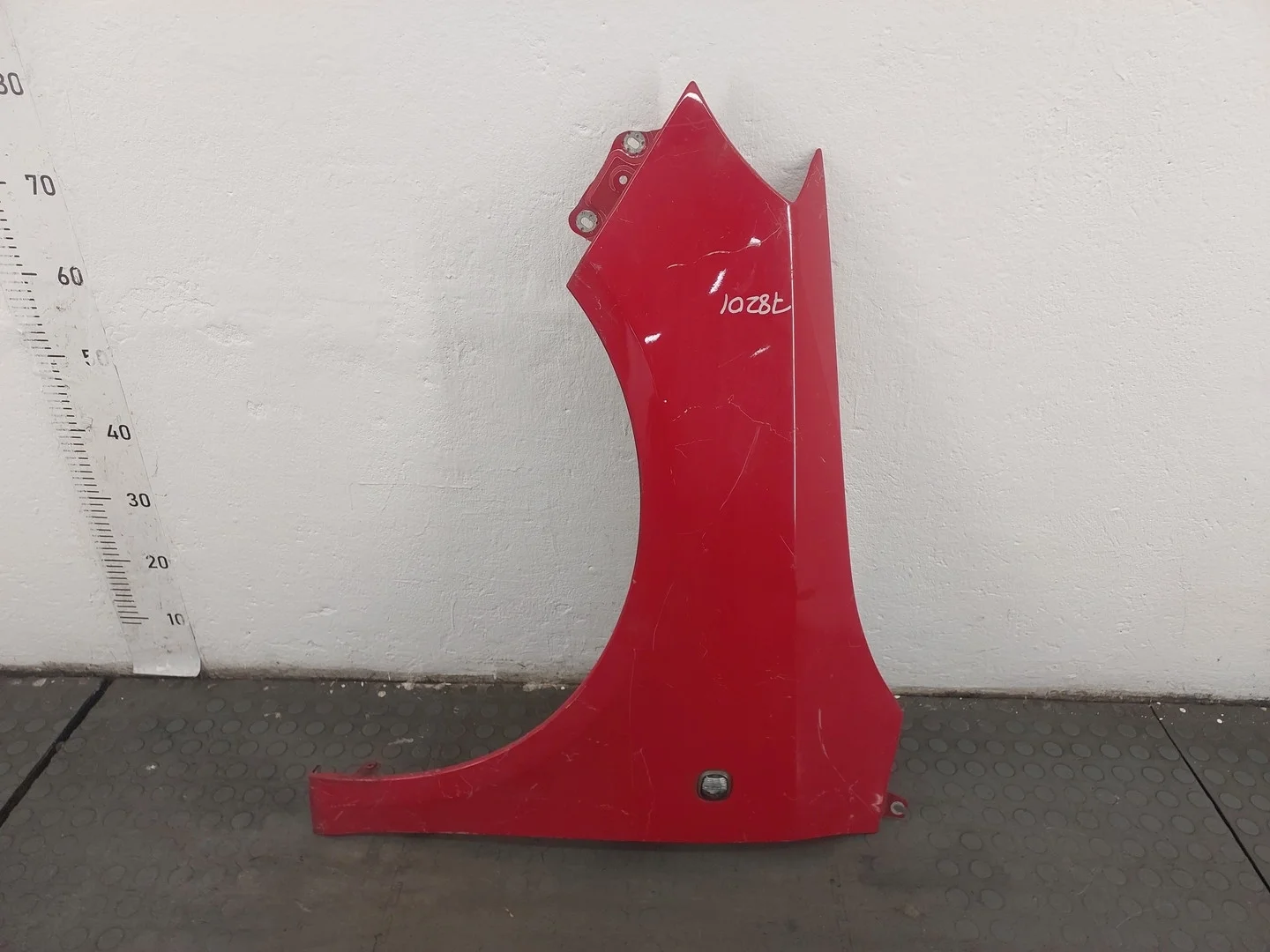 Крыло Skoda Fabia 2007-2014 КПП 5-ст.мех.(МКПП) CGGB Бензин 1.4 л Инжектор