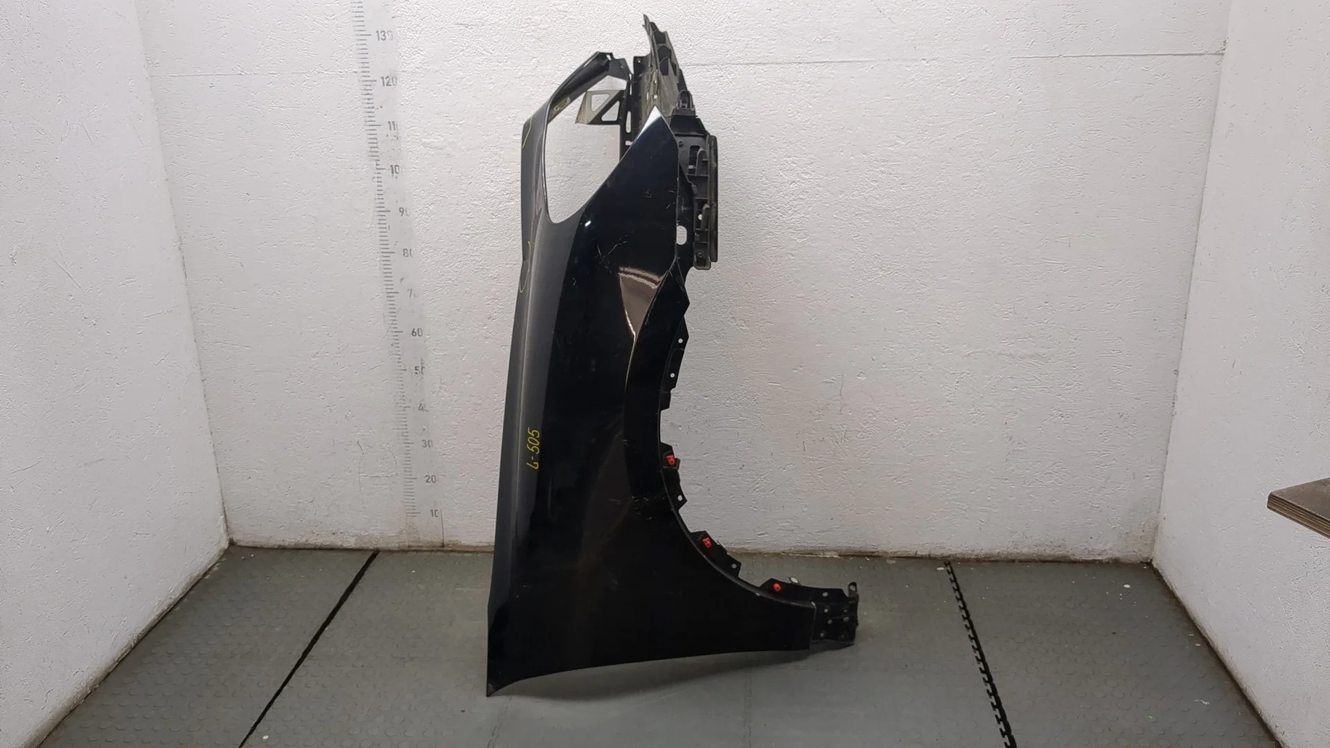 Крыло Porsche Cayenne 2010-2018 КПП автомат 4х4 (АКПП) M55.02 Бензин 3.6 л Инжектор