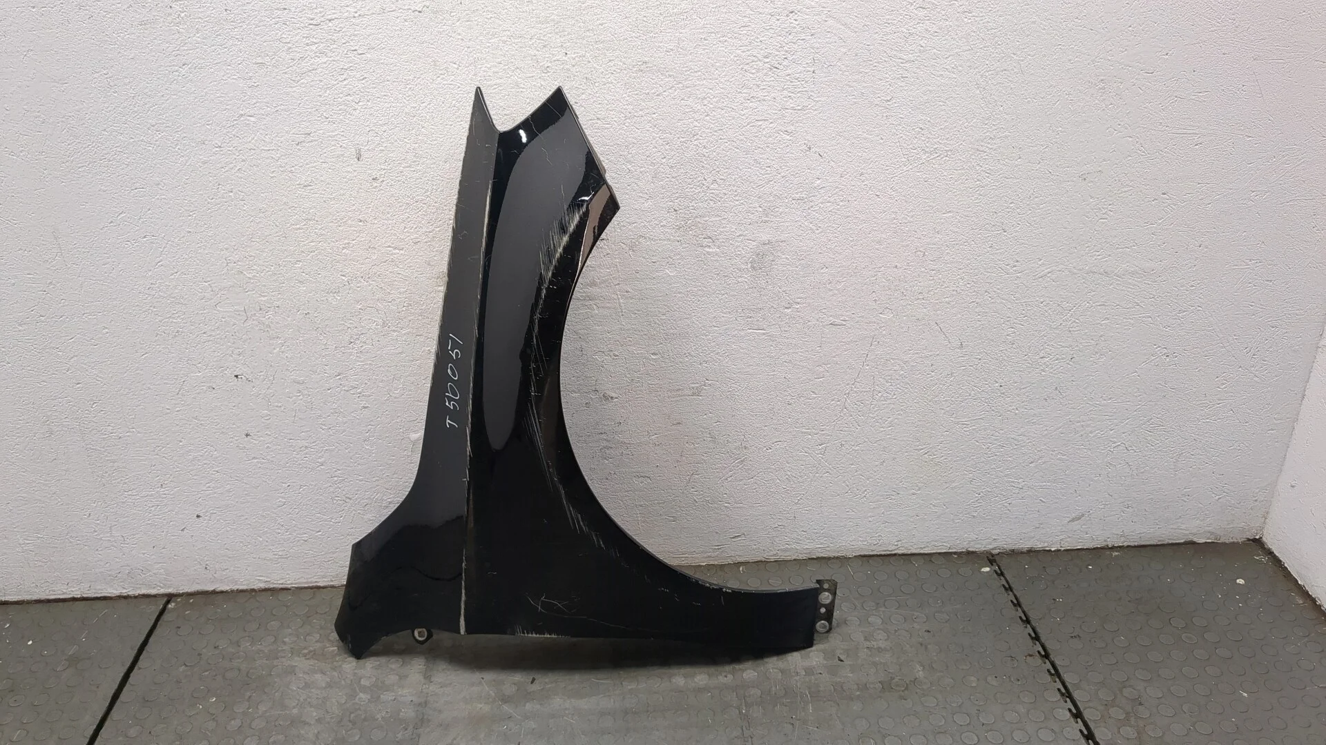 Крыло Mercedes-Benz A-Class W176 2012-2018 КПП 6-ст.мех.(МКПП) OM607.951 Дизель 1.5 л CDI