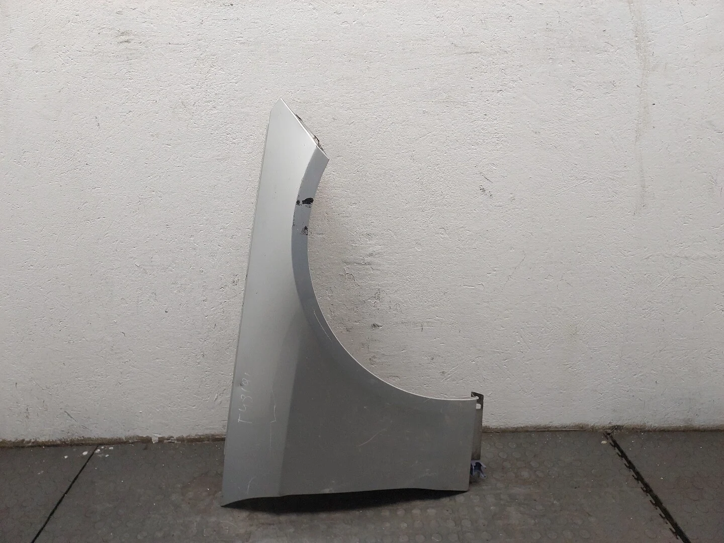 Крыло Mercedes-Benz E W212 2009-2016 КПП автомат (АКПП) OM 651.924 Дизель 2.1 л CDI