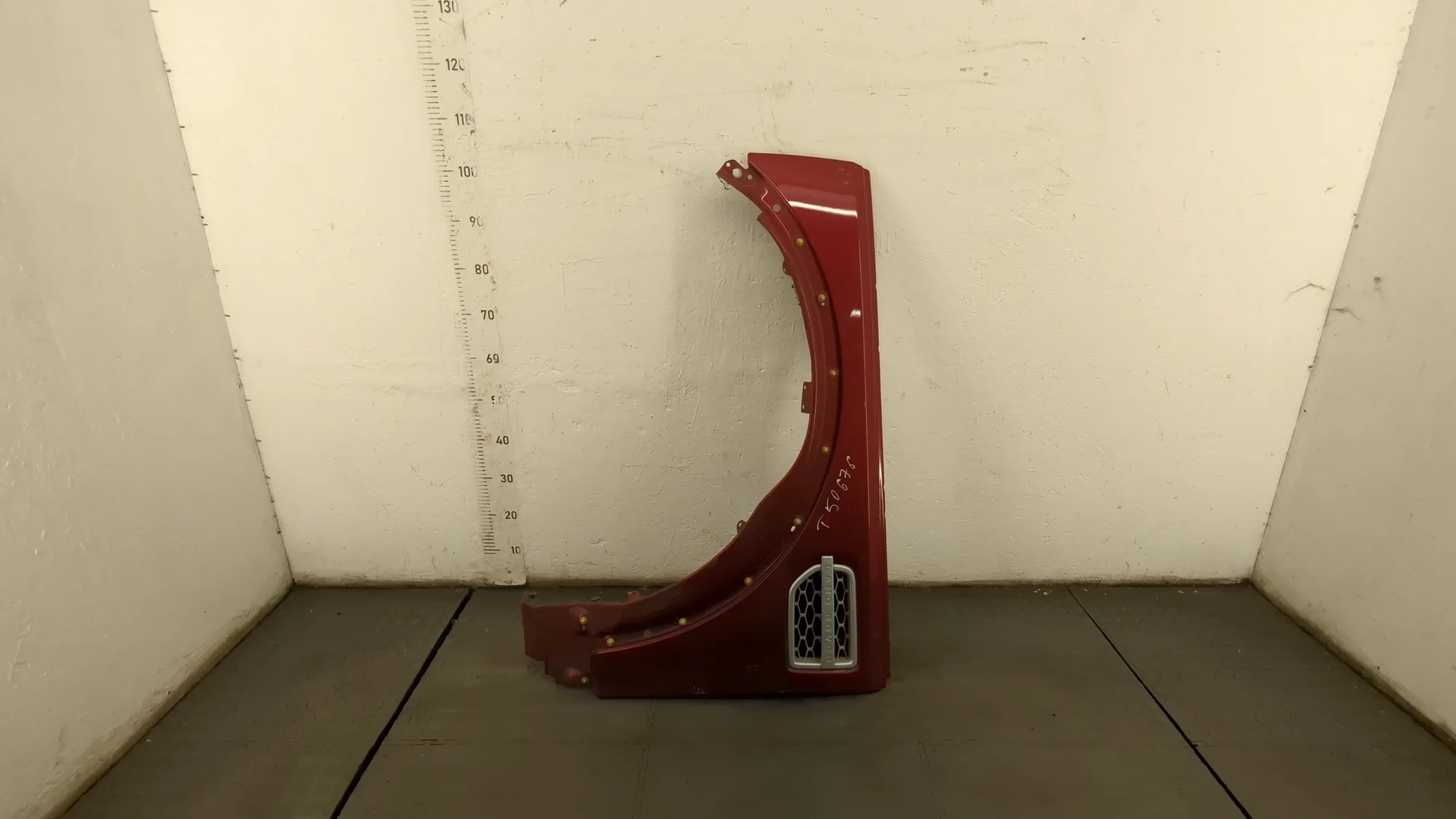 Крыло Land Rover Discovery 4 2009-2016 КПП автомат 4х4 (АКПП) 306DT Дизель 3 л Турбо