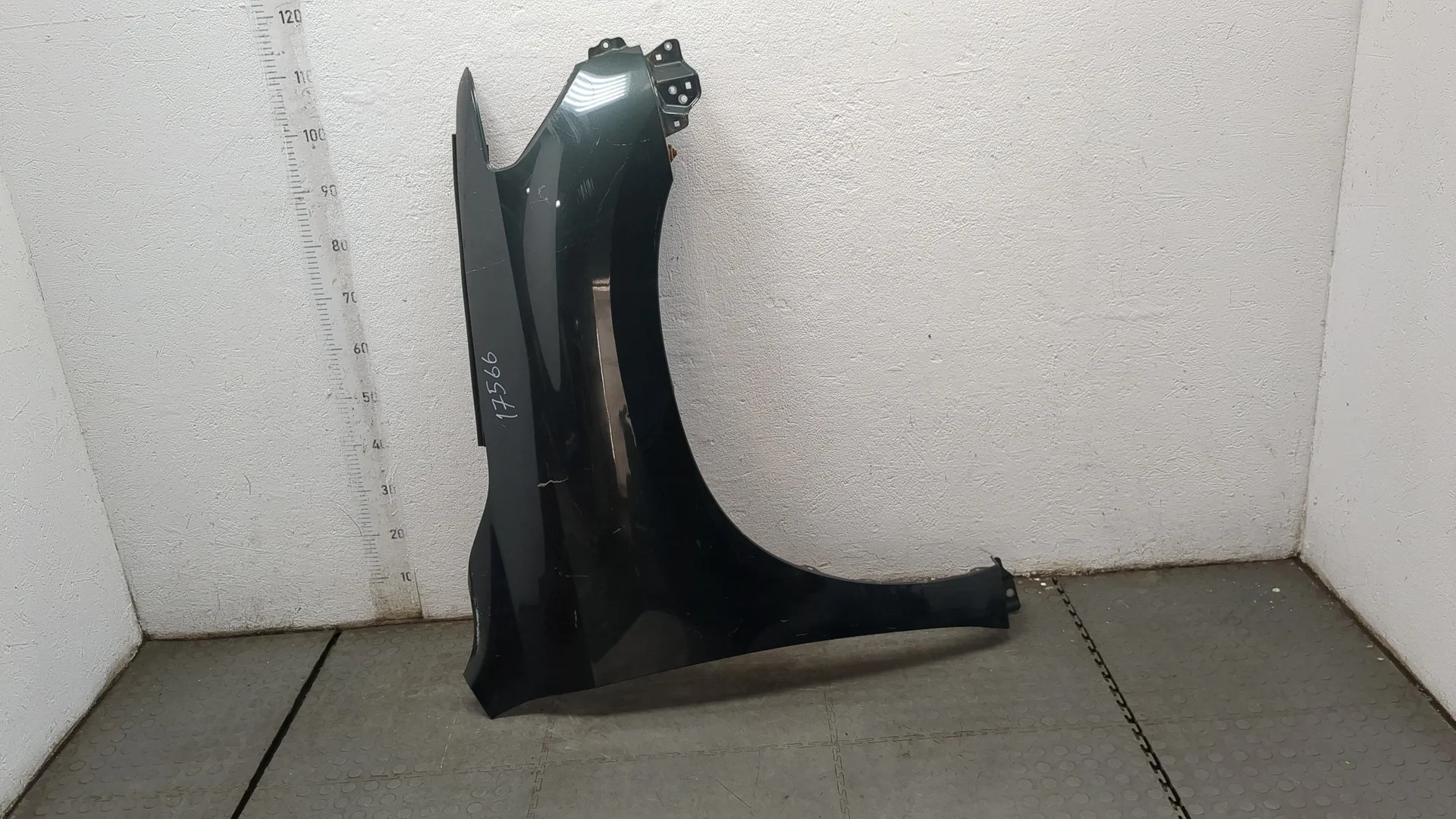 Крыло Toyota Sequoia 2007-2022 КПП автомат 4х4 (АКПП) 2UZFE Бензин 4.7 л Инжектор