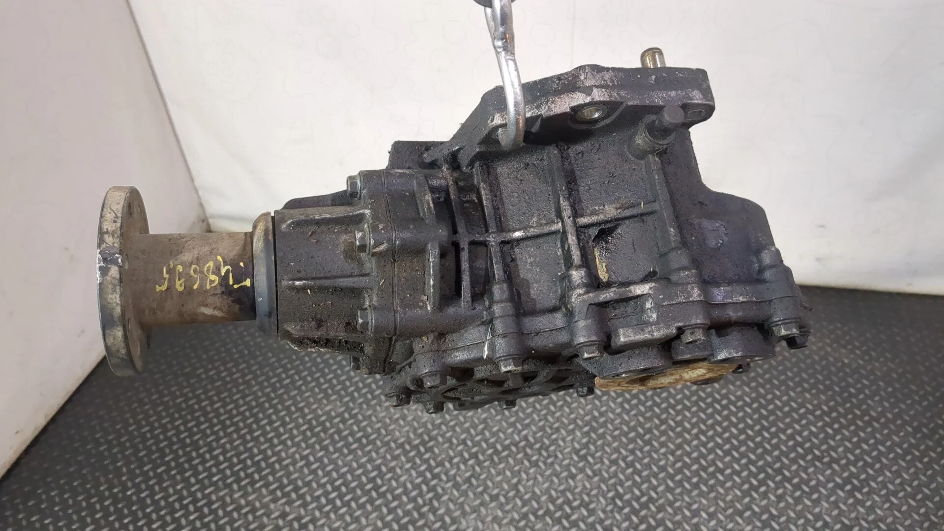 Редуктор Раздаточный КПП (раздатка) Hyundai Santa Fe 2005-2012 КПП автомат 4х4 (АКПП) D4EB Дизель 2.2 л CRDi