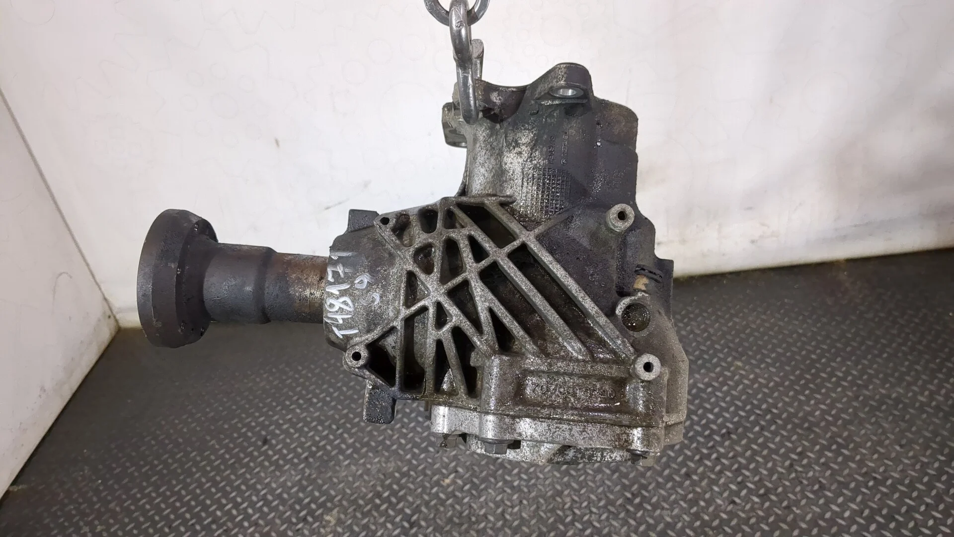 Редуктор Раздаточный КПП (раздатка) Volvo XC60 2008-2017 КПП автомат 4х4 (АКПП) D5244T10 Дизель 2.4 л Турбо