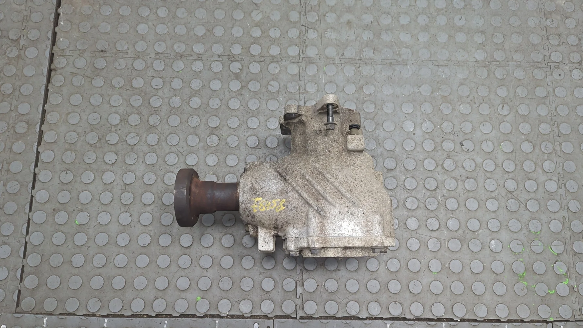 Редуктор Раздаточный КПП (раздатка) Volvo XC70 2000-2007 КПП автомат 4х4 (АКПП) D5244T4 Дизель 2.4 л Турбо