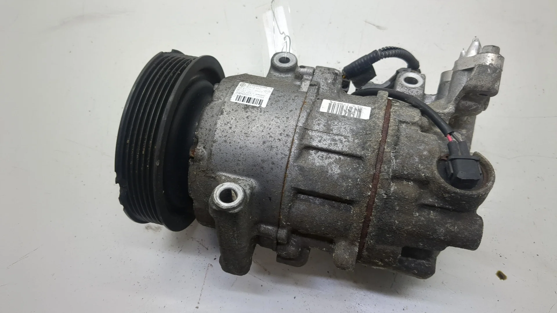 Компрессор кондиционера Renault Megane 3 2009-2016 КПП автомат (АКПП) K9K 837 Дизель 1.5 л DCI