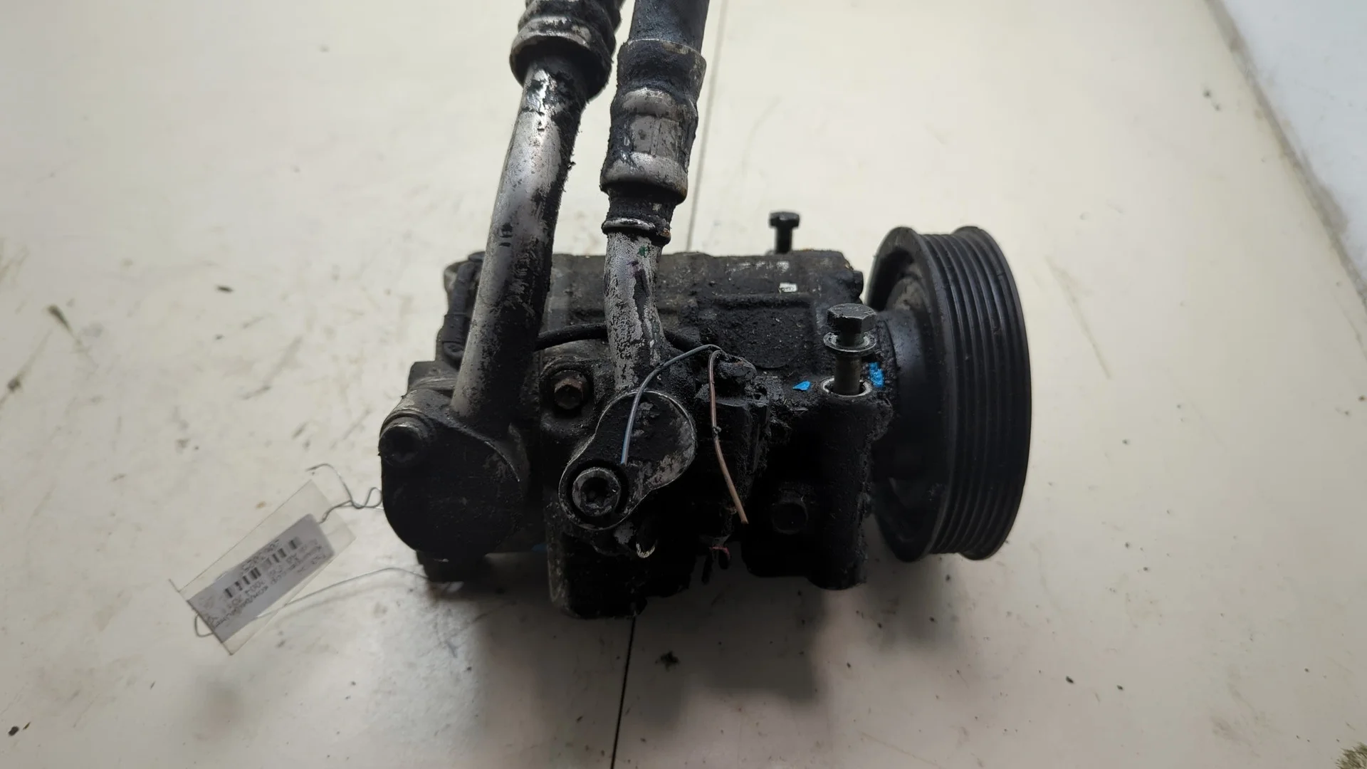 Компрессор кондиционера Audi A6 (C6) 2004-2011 КПП автомат 4х4 (АКПП) AUK Бензин 3.2 л FSI