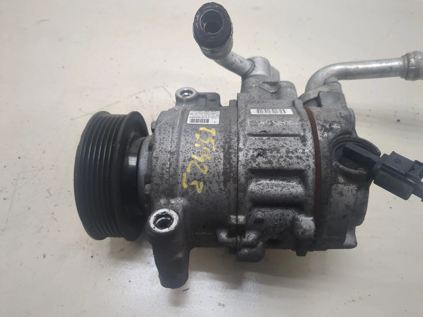 Компрессор кондиционера Audi A4 (B8) 2007-2015 КПП 6-ст.мех.(МКПП) CDHA Бензин 1.8 л TFSI