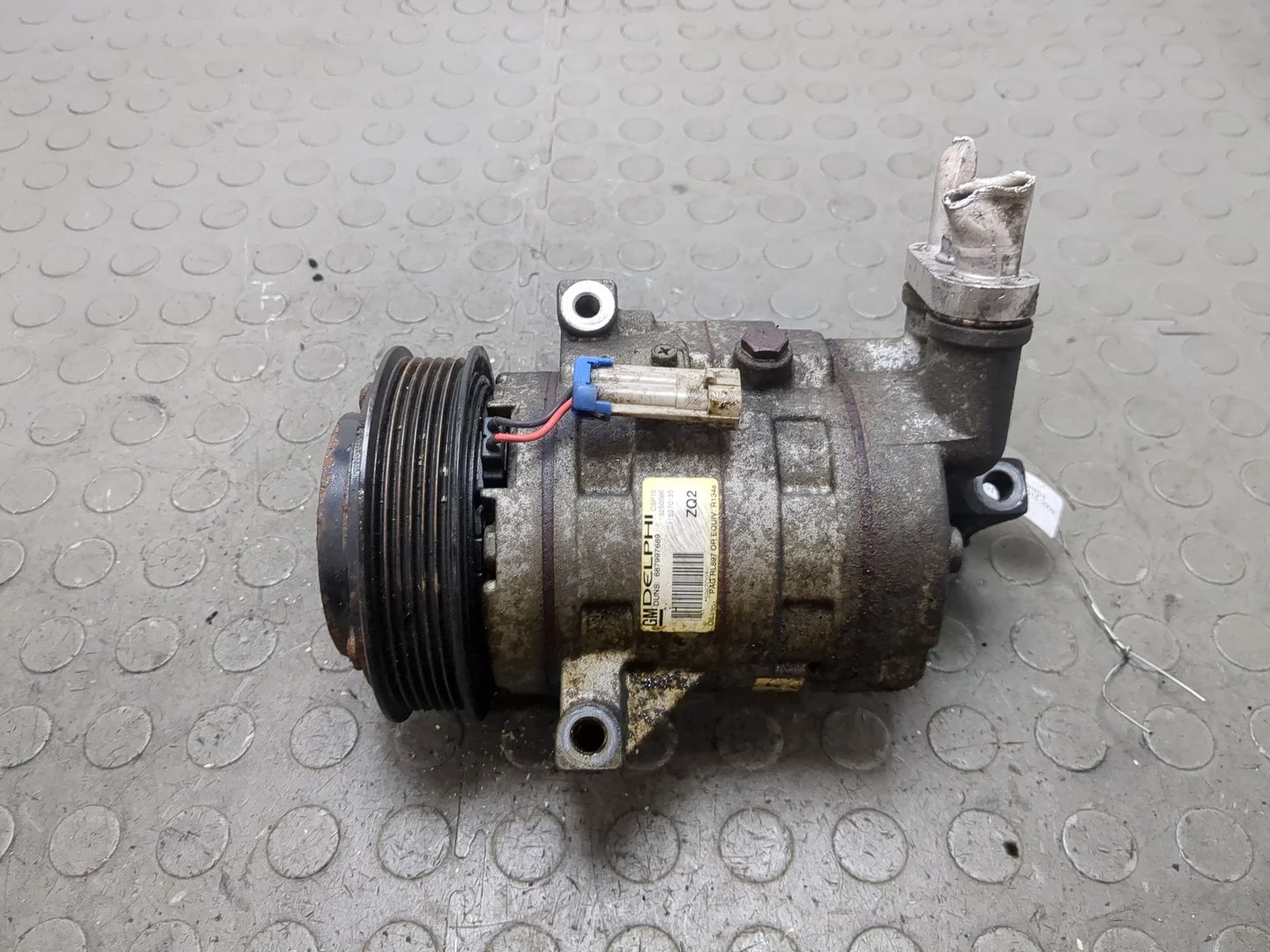 Компрессор кондиционера Chevrolet Cruze 2009-2015 КПП 5-ст.мех.(МКПП) F18D4 Бензин 1.8 л Инжектор