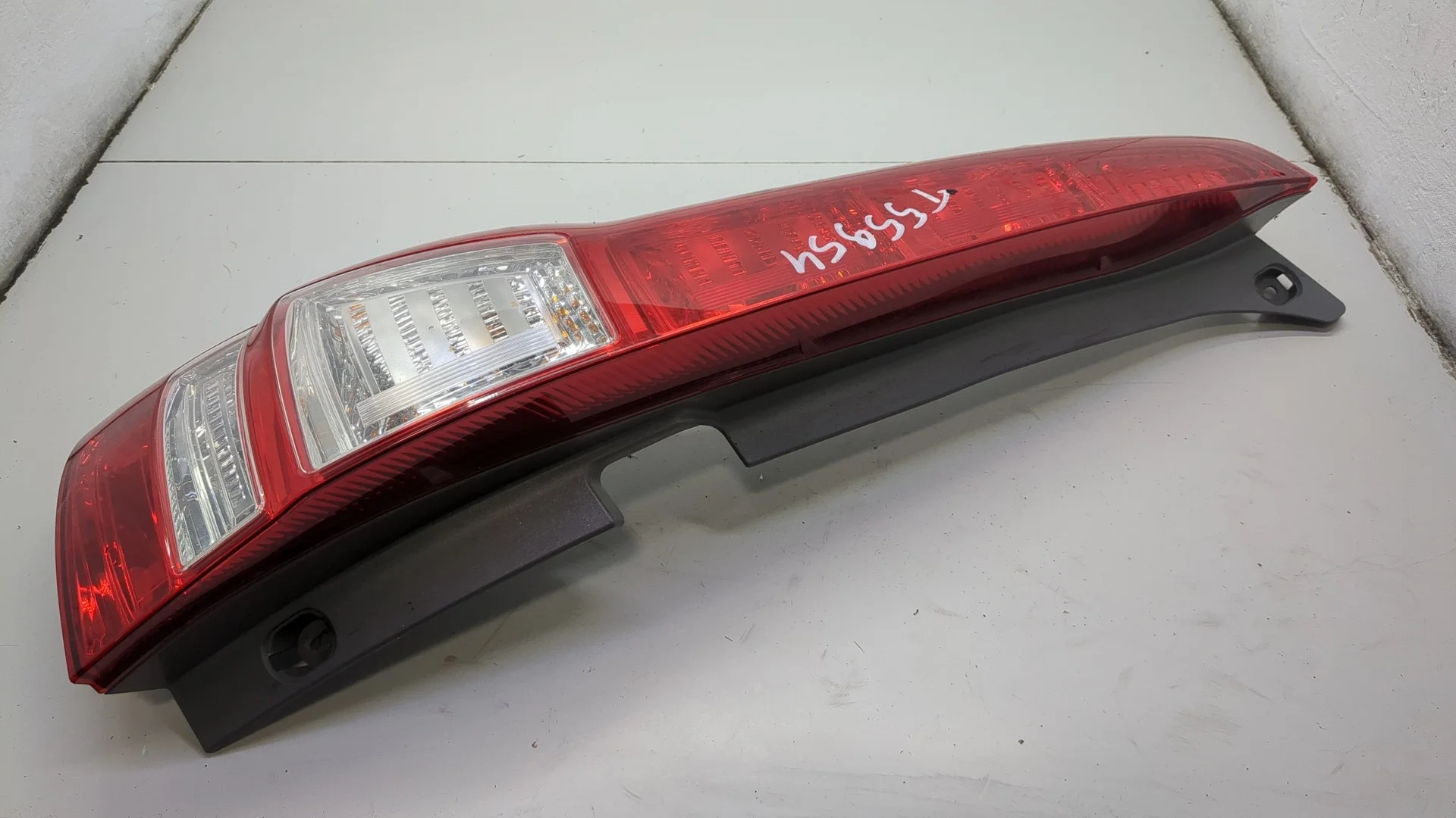 Фонарь (задний) Honda CR-V 2006-2012 КПП 6-ст.мех 4х4 (МКПП) N22A2 Дизель 2.2 л CTDi