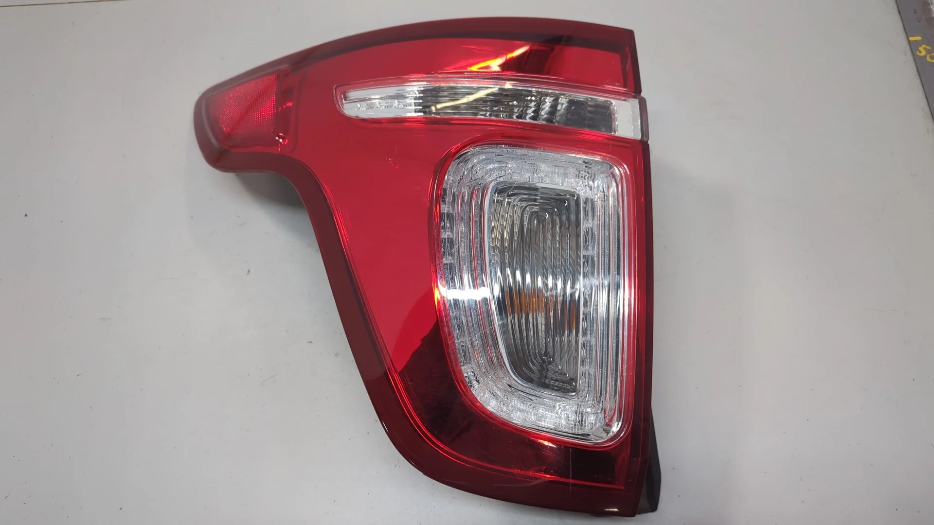 Фонарь (задний) Ford Explorer 2010-2015 КПП автомат (АКПП) Б/Н 3.5i Бензин 3.5 л Инжектор