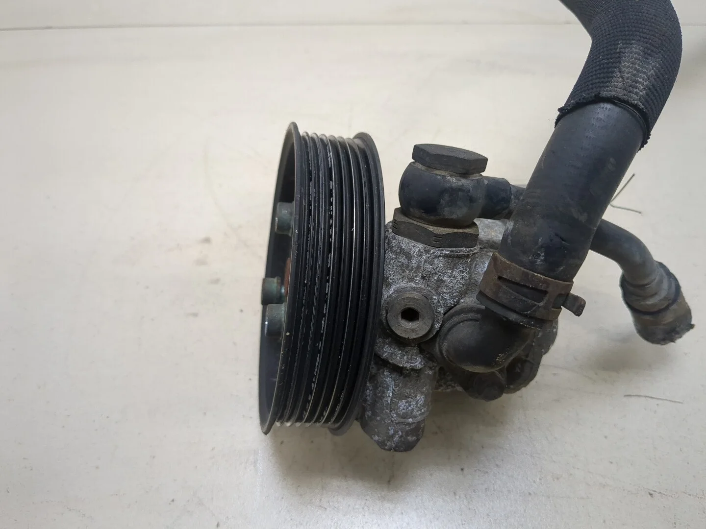 Насос гидроусилителя руля (ГУР) Volkswagen Touareg 2002-2007 КПП автомат 4х4 (АКПП) AZZ Бензин 3.2 л Инжектор