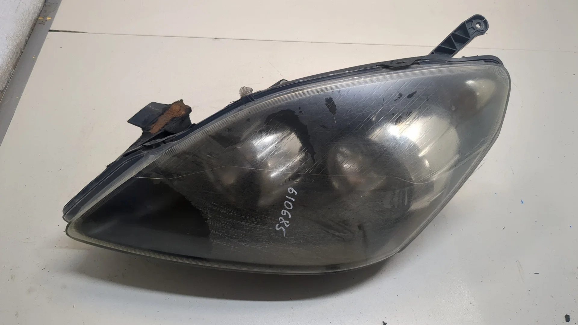 Фара (передняя) Opel Zafira B 2005-2014 КПП 6-ст.мех.(МКПП) Z19DTH Дизель 1.9 л CDTI