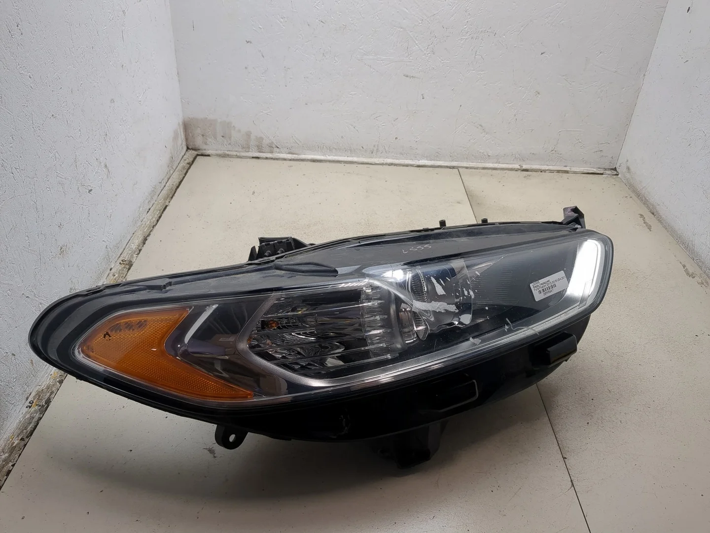 Фара (передняя) Ford Fusion 2012-2016 USA КПП автомат (АКПП) 1.6 Ecoboost Бензин 1.6 л EcoBoost