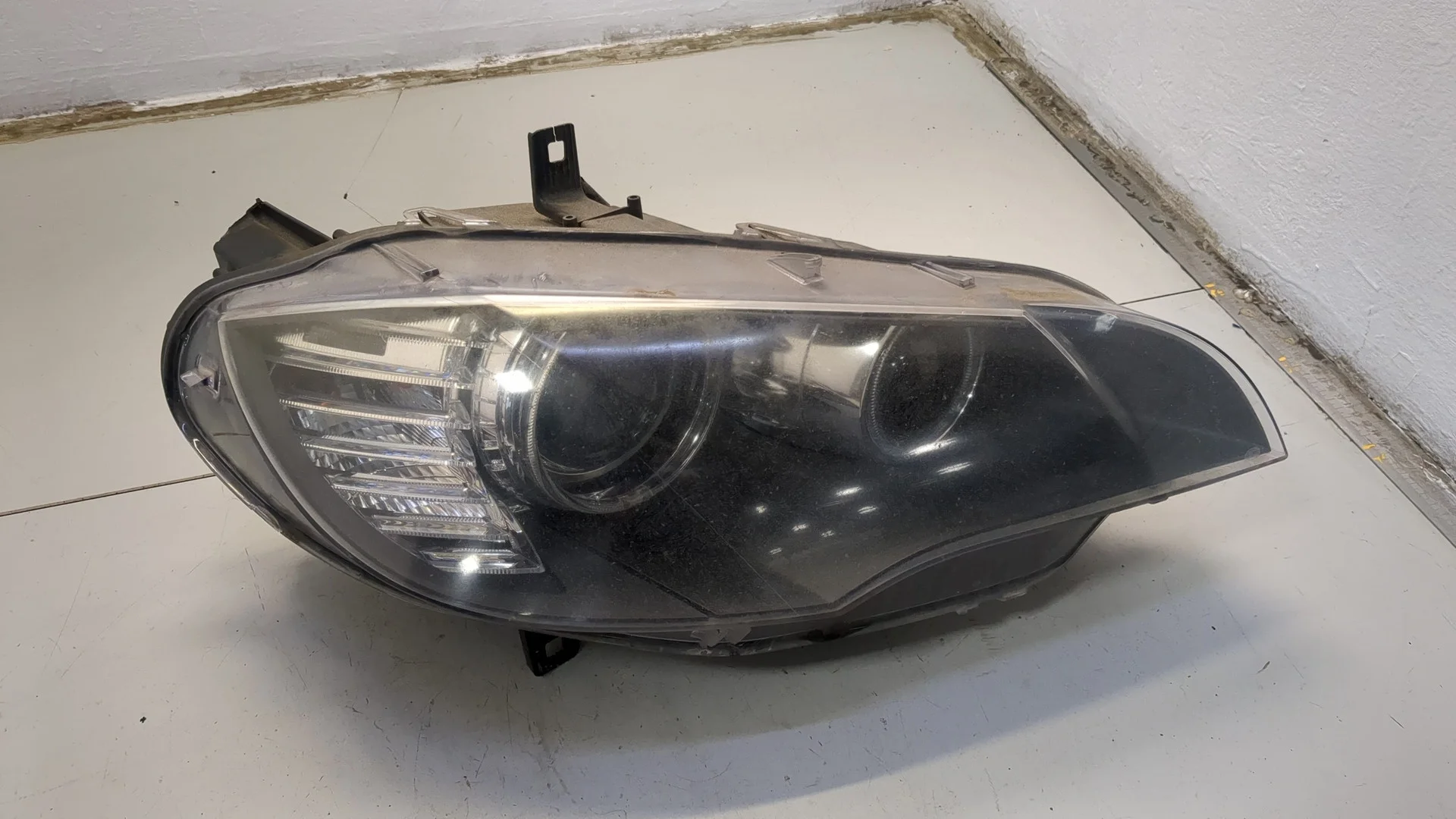 Фара (передняя) BMW X6 E71 2007-2014 КПП автомат 4х4 (АКПП) N63B44A Бензин 4.4 л Турбо-инжектор