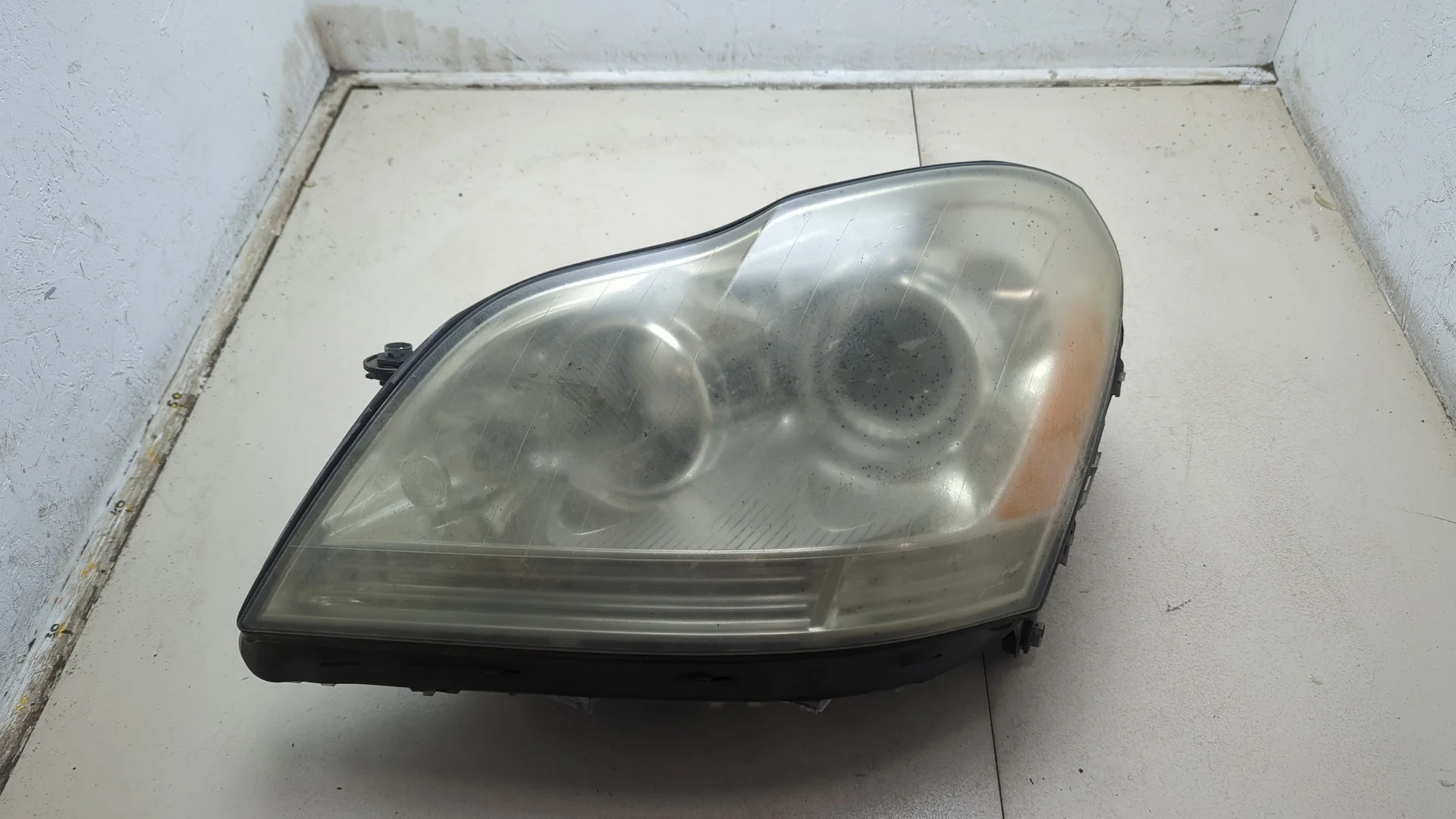 Фара (передняя) Mercedes-Benz GL-Class X164 2006-2012 КПП автомат 4х4 (АКПП) M273.923 Бензин 4.7 л Инжектор