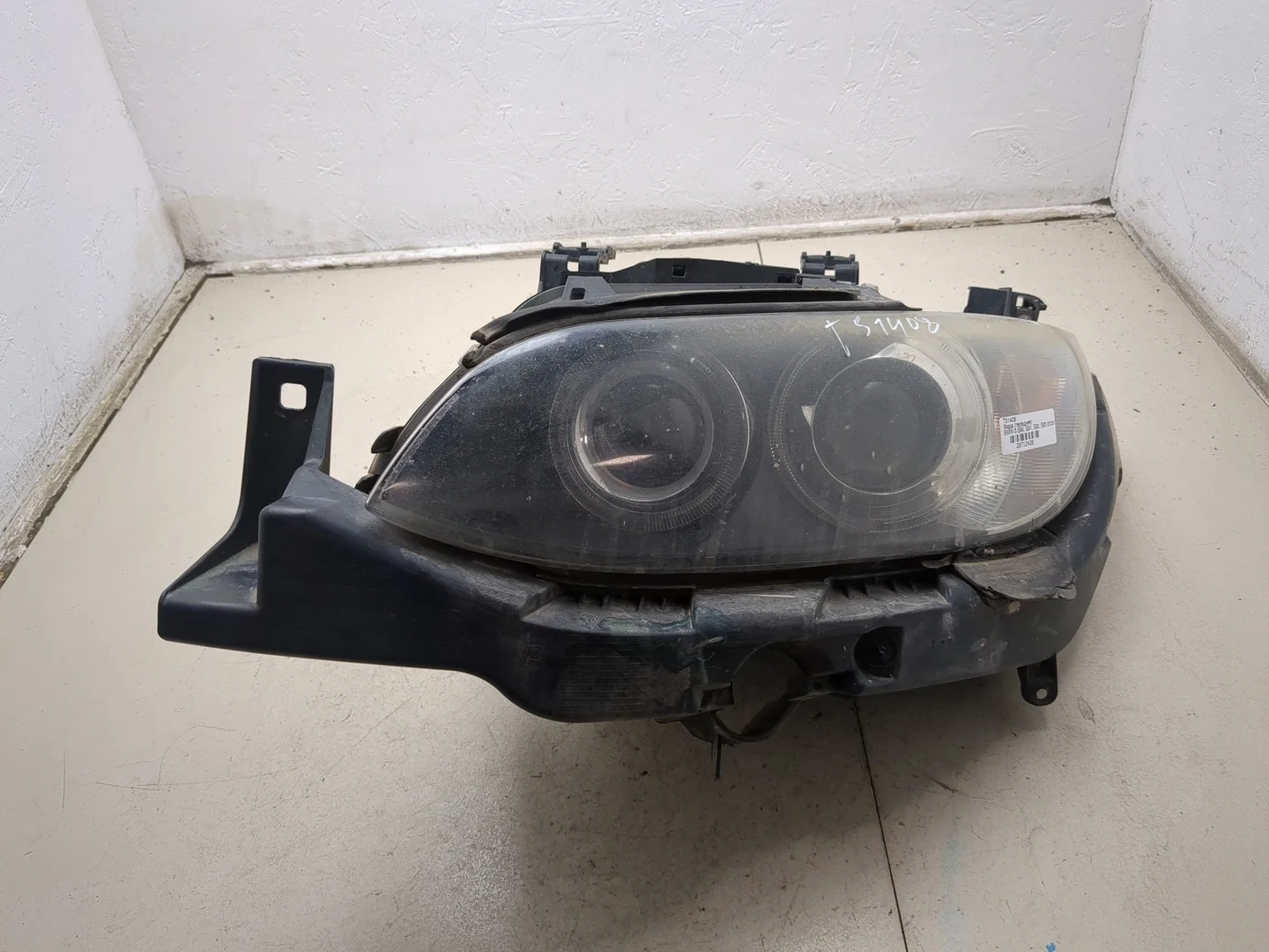 Фара (передняя) BMW 3 E90, E91, E92, E93 2005-2012 КПП автомат (АКПП) 306D5 Дизель 3 л TDI