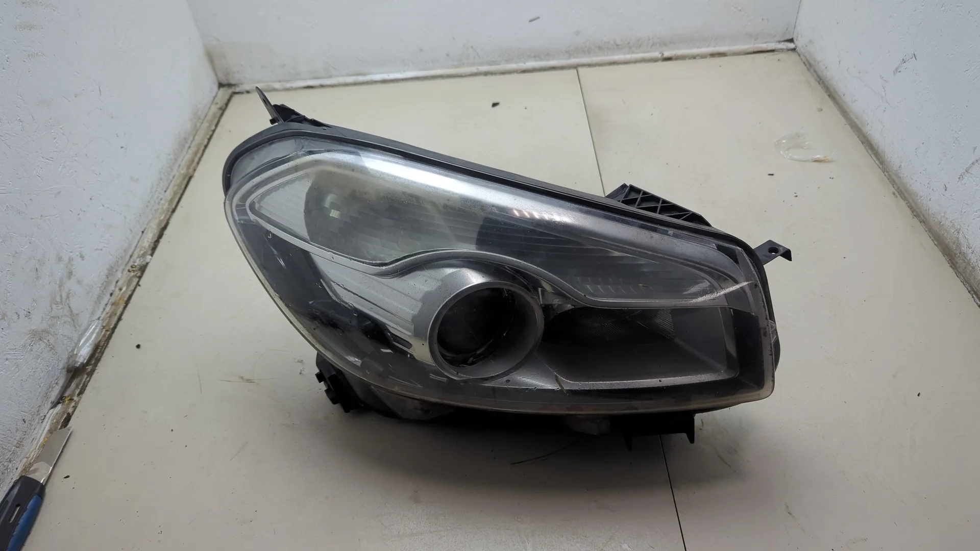 Фара (передняя) Nissan Qashqai 2006-2013 КПП автомат 4х4 (АКПП) M9R Дизель 2 л DCI