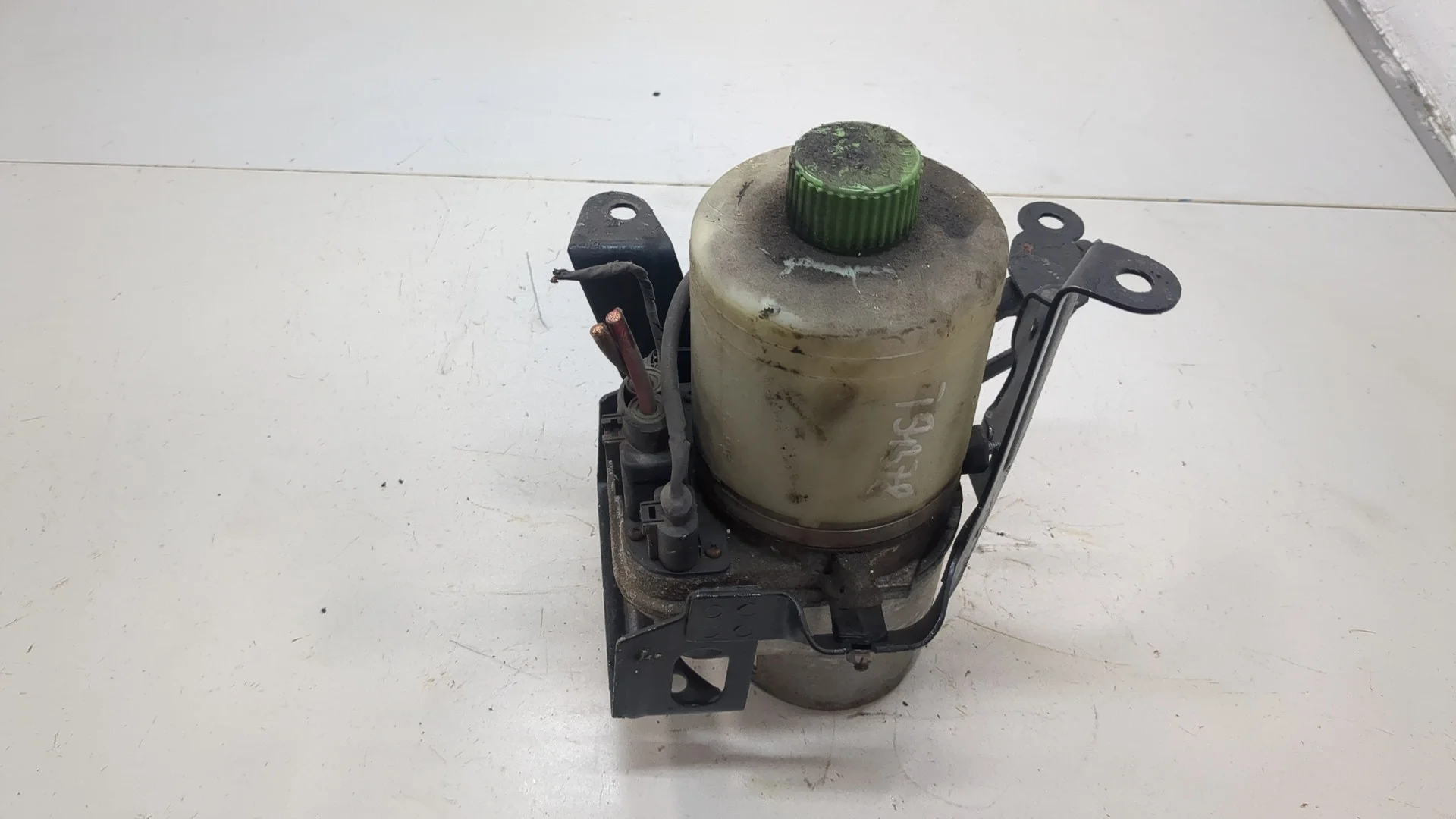 Насос электрический усилителя руля Skoda Fabia 2007-2014 КПП 5-ст.мех.(МКПП) BXW Бензин 1.4 л Инжектор