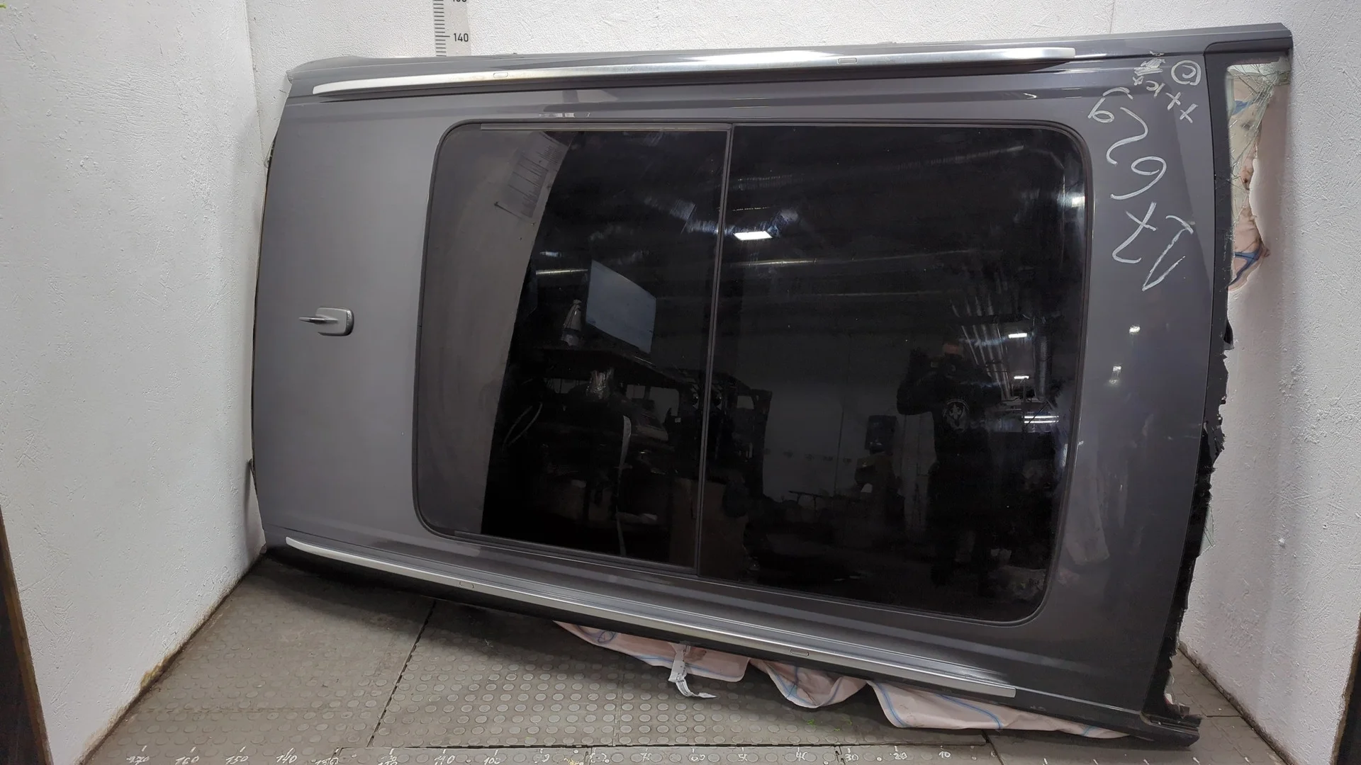 Крыша кузова Audi Q7 2015-2025 КПП автомат 4х4 (АКПП) DMFB Бензин 2 л TFSI