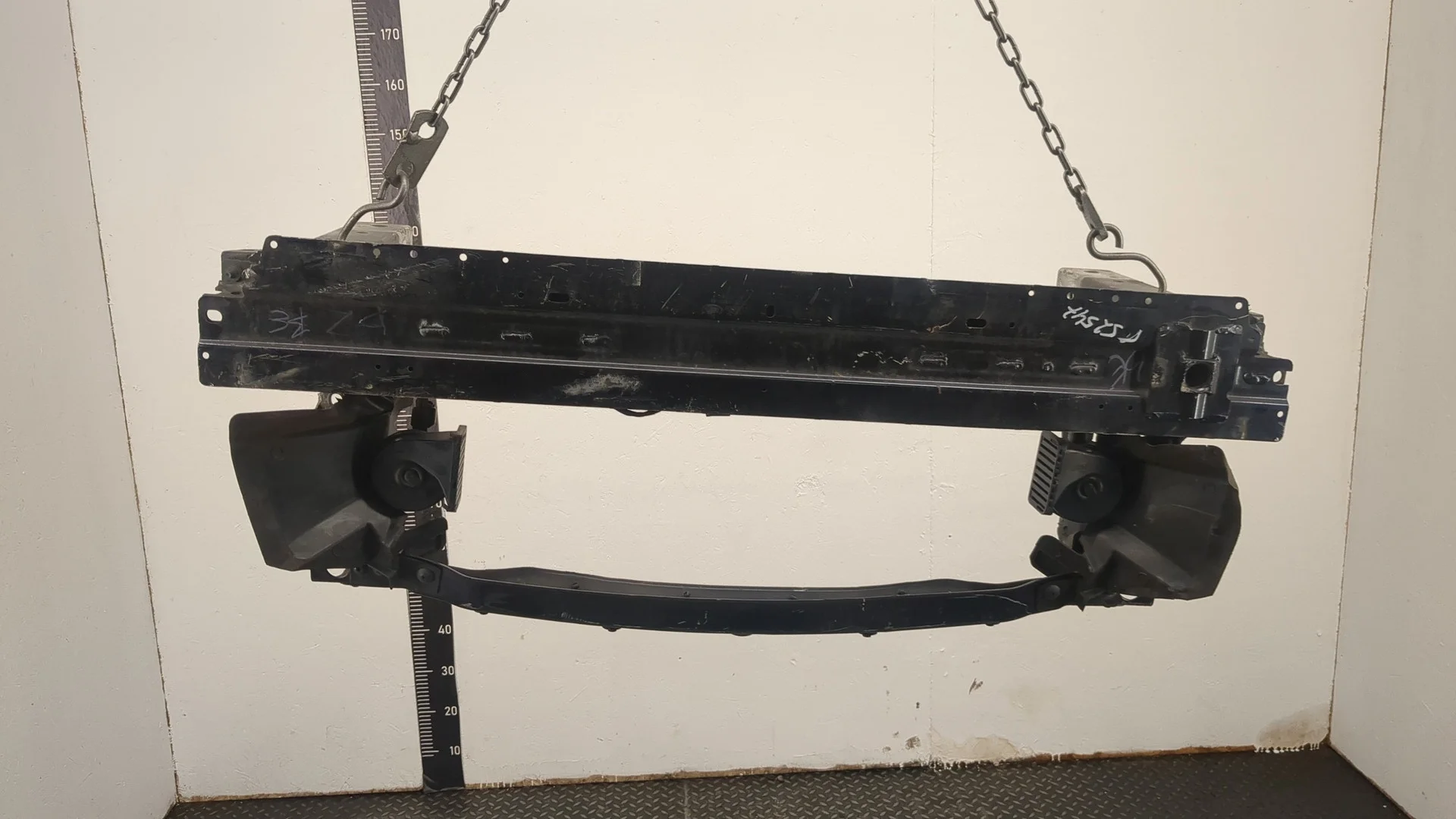 Усилитель бампера Jaguar XE 2015-2025 КПП автомат (АКПП) 204DTD Дизель 2 л Турбо