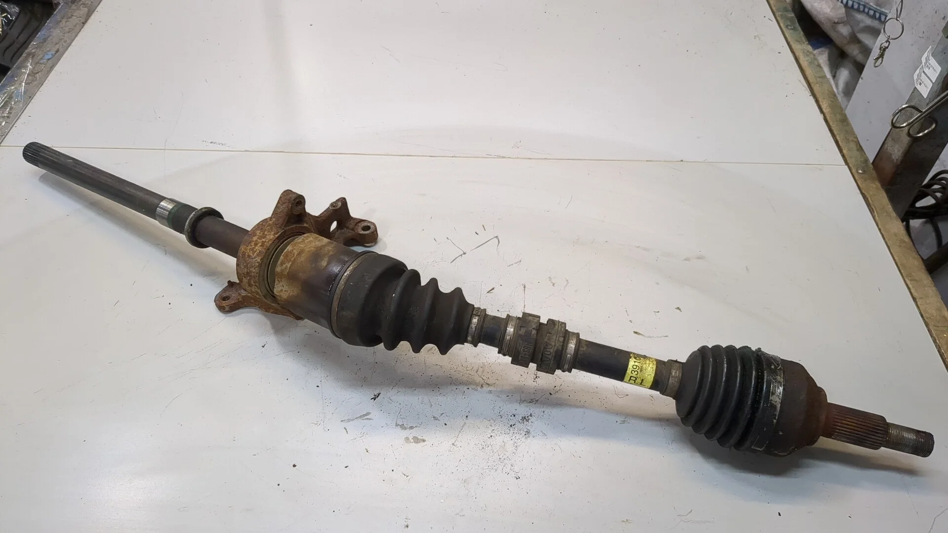 Полуось (приводной вал, шрус) Nissan Pathfinder 2012-2020 КПП автомат 4х4 (АКПП) VQ35DE Бензин 3.5 л Инжектор