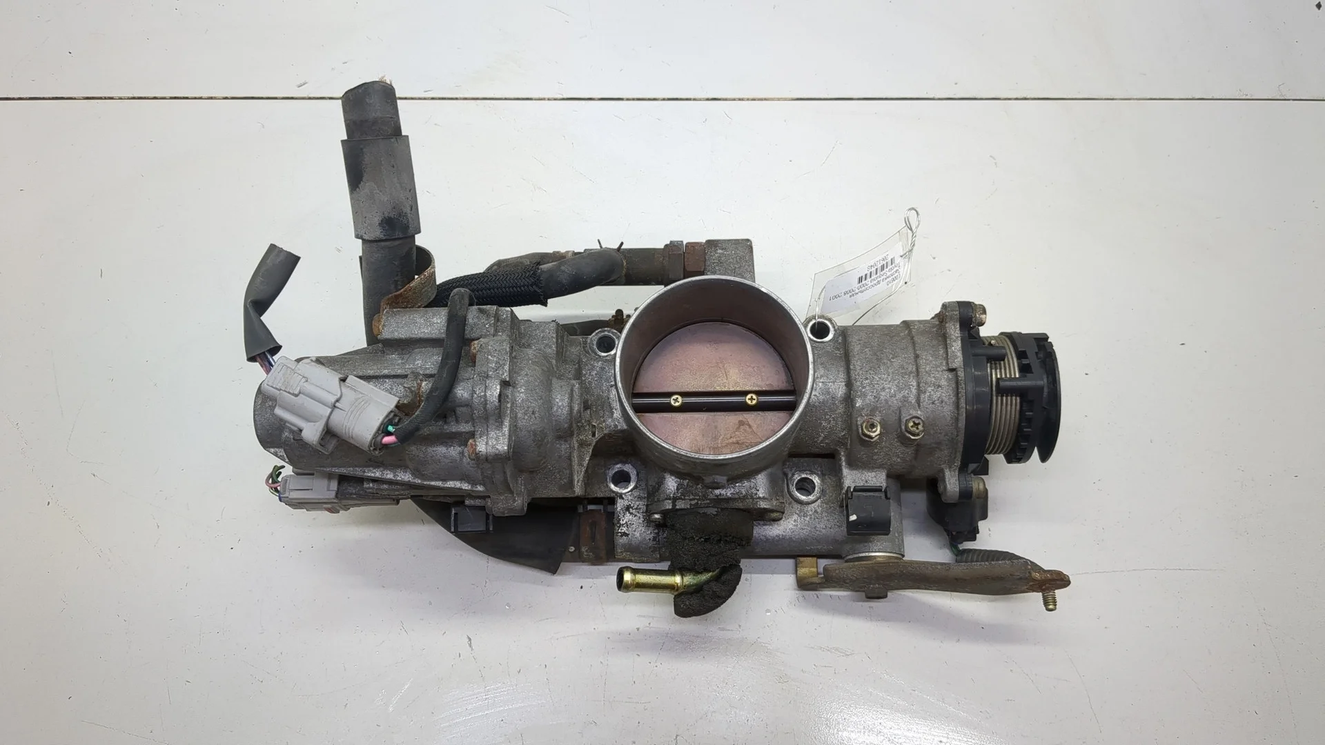 Заслонка дроссельная Toyota Sequoia 2000-2008 КПП автомат 4х4 (АКПП) 2UZFE Бензин 4.7 л Инжектор