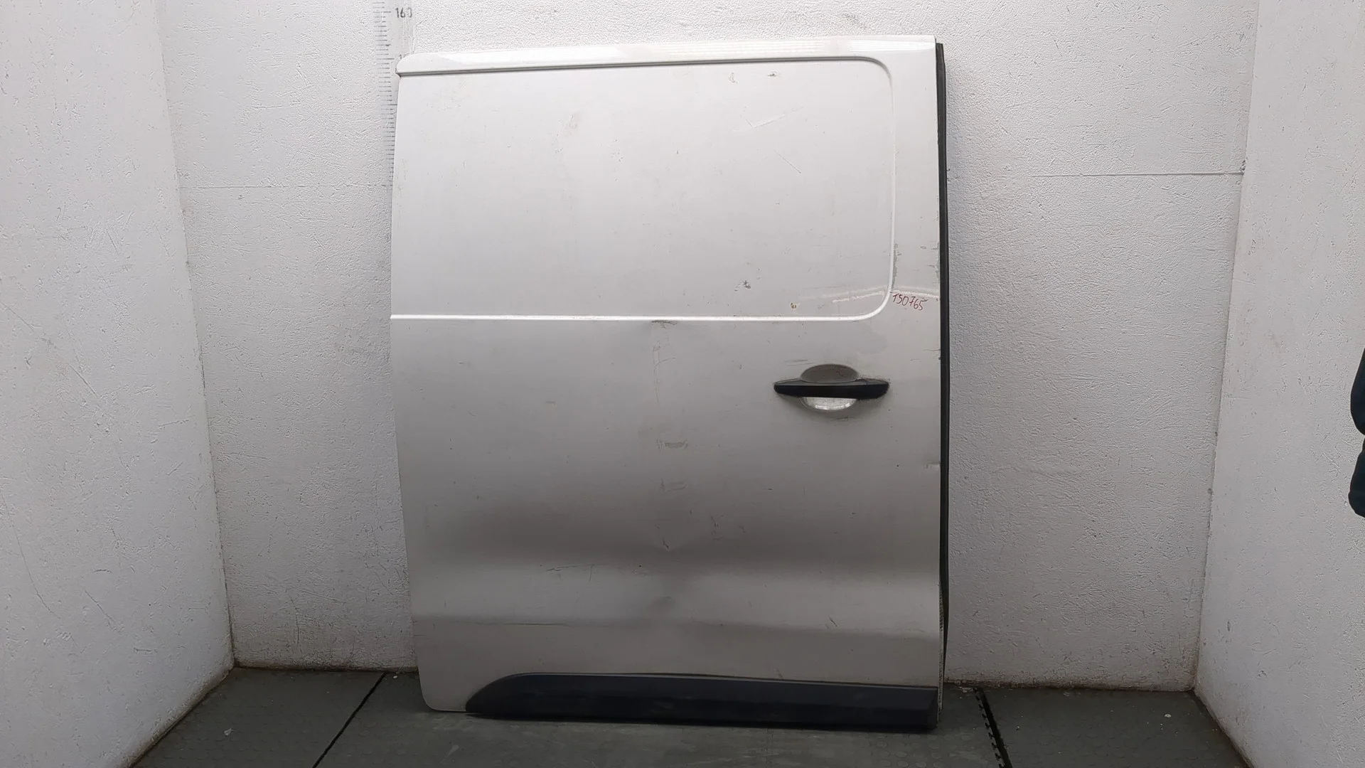 Дверь раздвижная Peugeot Expert 2016-2025 КПП 6-ст.мех.(МКПП) YHR Дизель 1.5 л HDI