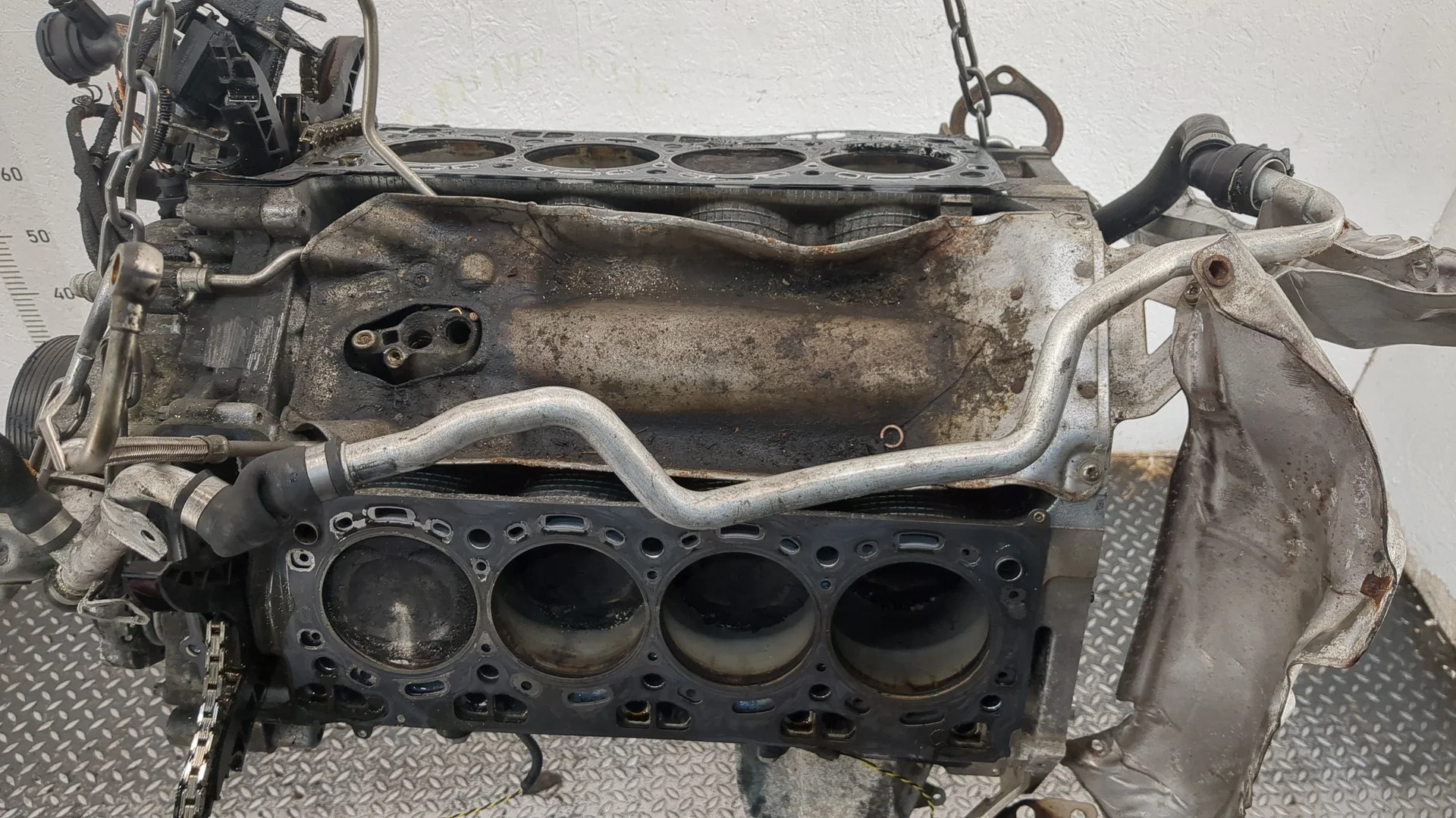 Блок цилиндров (Шорт блок) BMW X6 E71 2007-2014 КПП автомат 4х4 (АКПП) N63B44A Бензин 4.4 л Турбо-инжектор