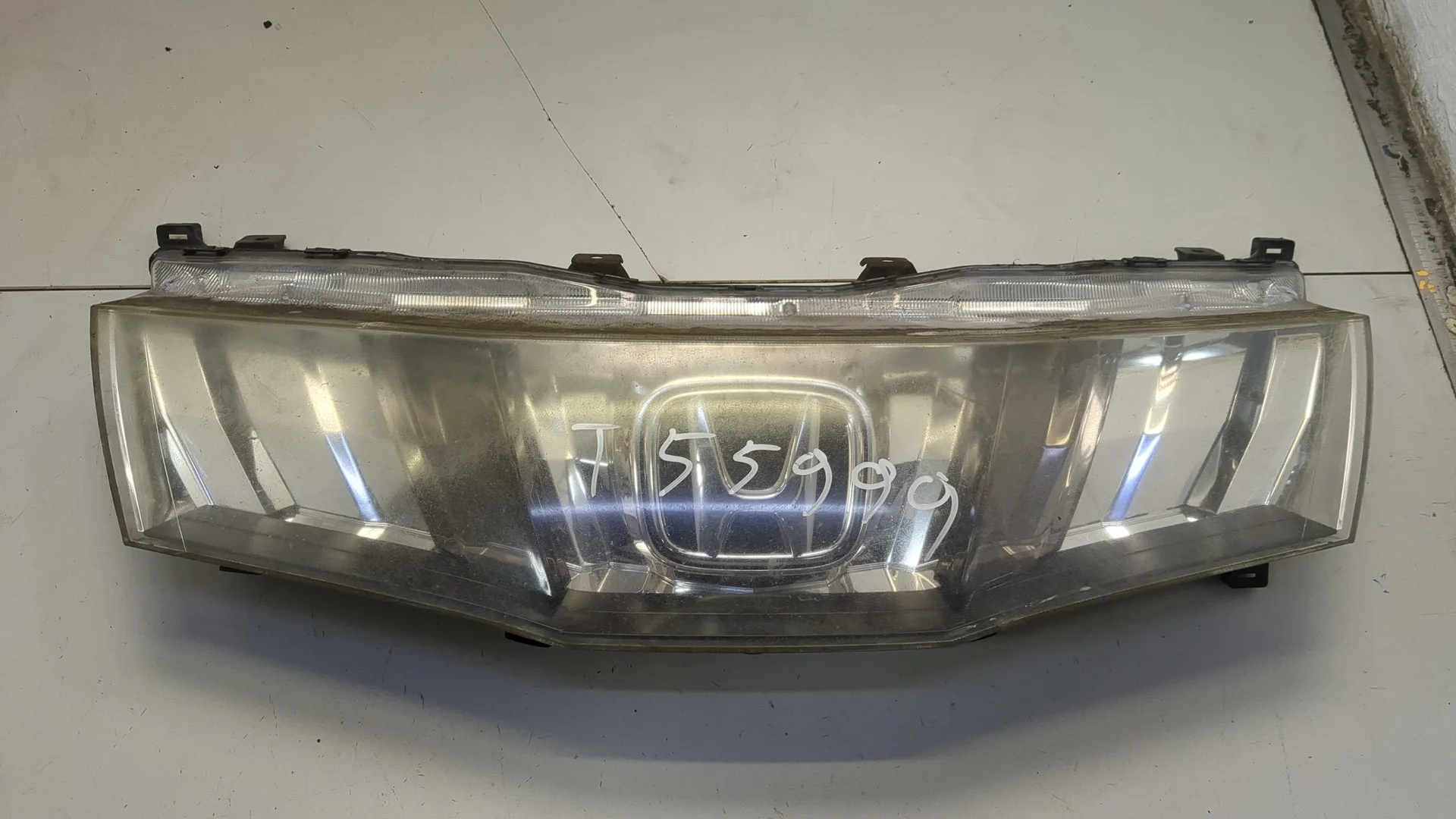 Решетка радиатора Honda Civic 2005-2012 КПП 6-ст.мех.(МКПП) N22A2 Дизель 2.2 л CTDi