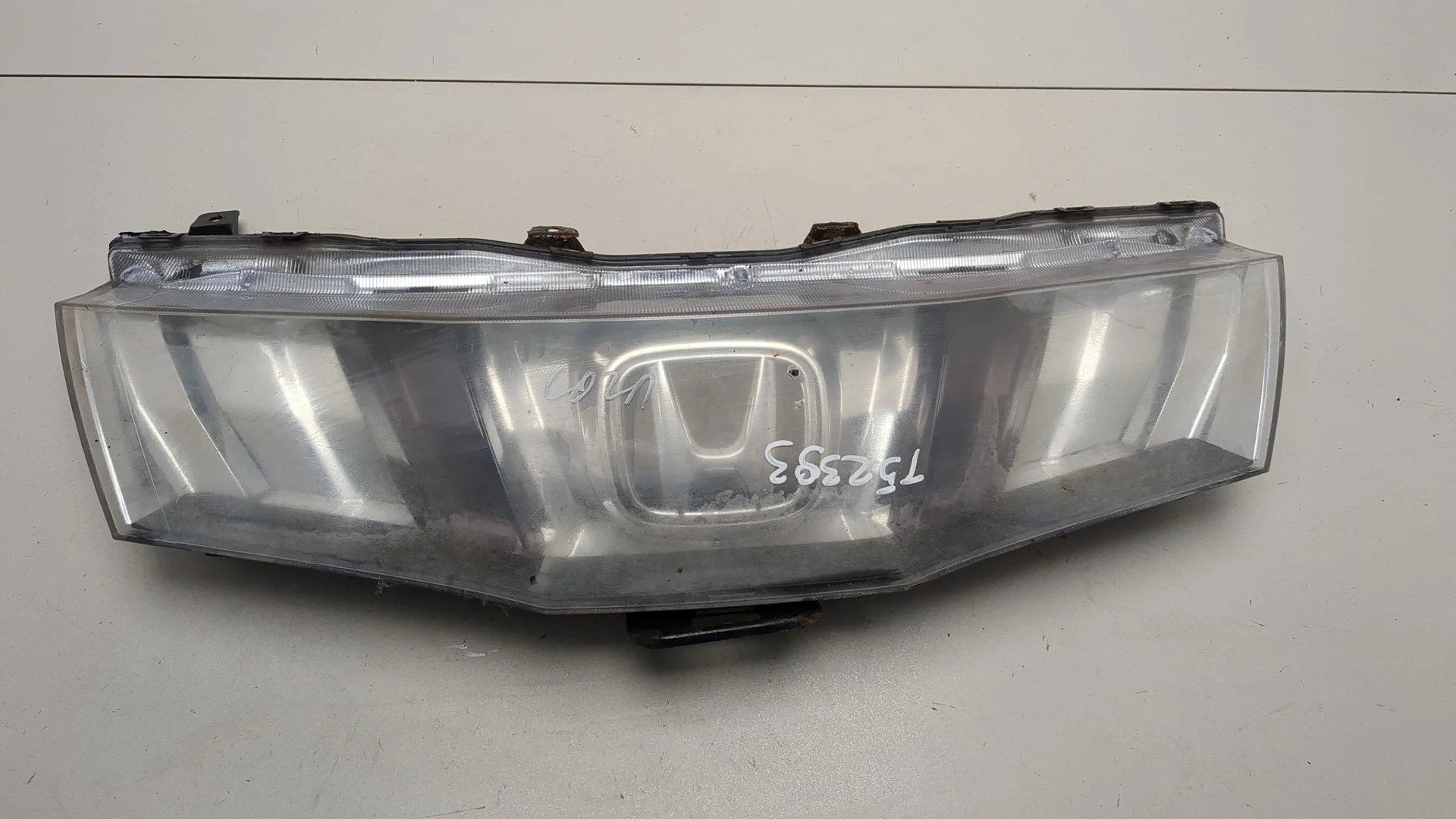 Решетка радиатора Honda Civic 2005-2012 КПП 6-ст.мех.(МКПП) N22A2 Дизель 2.2 л