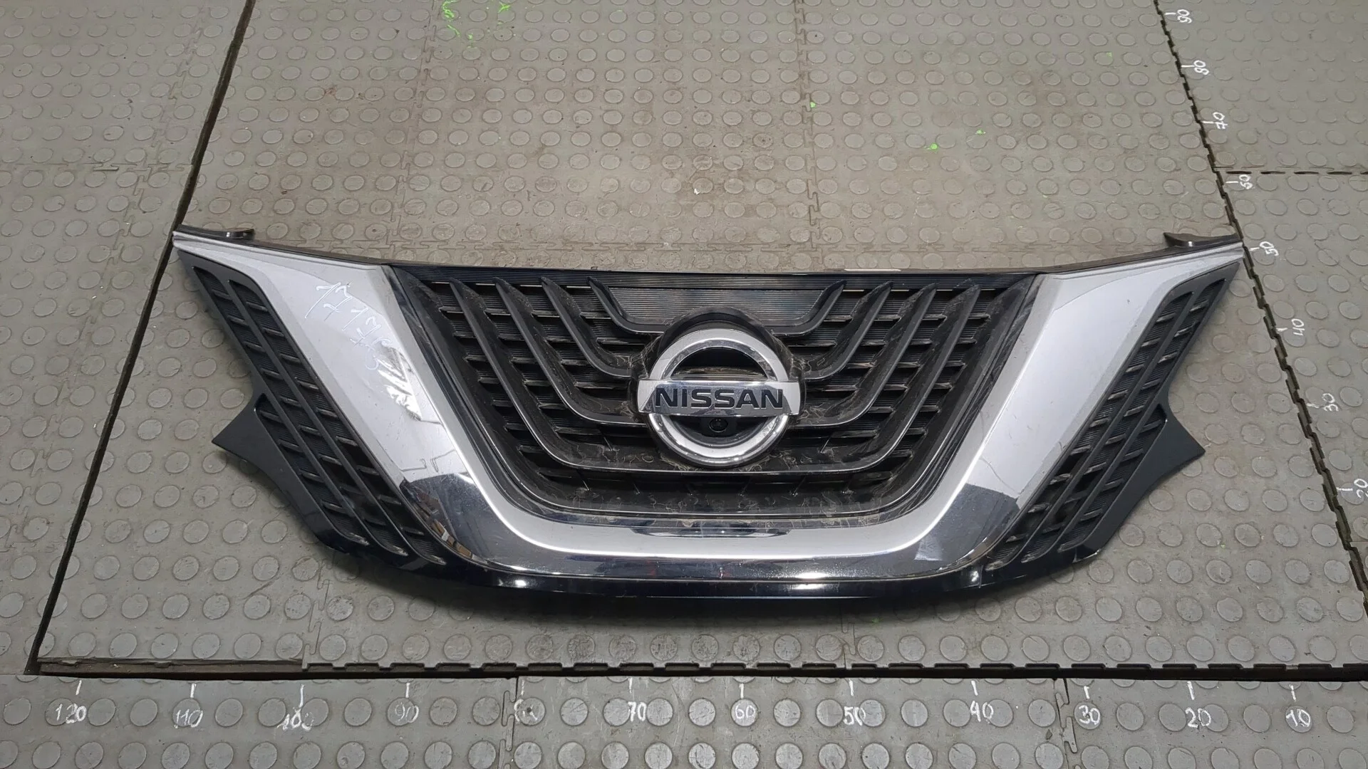 Решетка радиатора Nissan Murano 2014-2022 КПП автомат 4х4 (АКПП) VQ35DE Бензин 3.5 л Инжектор