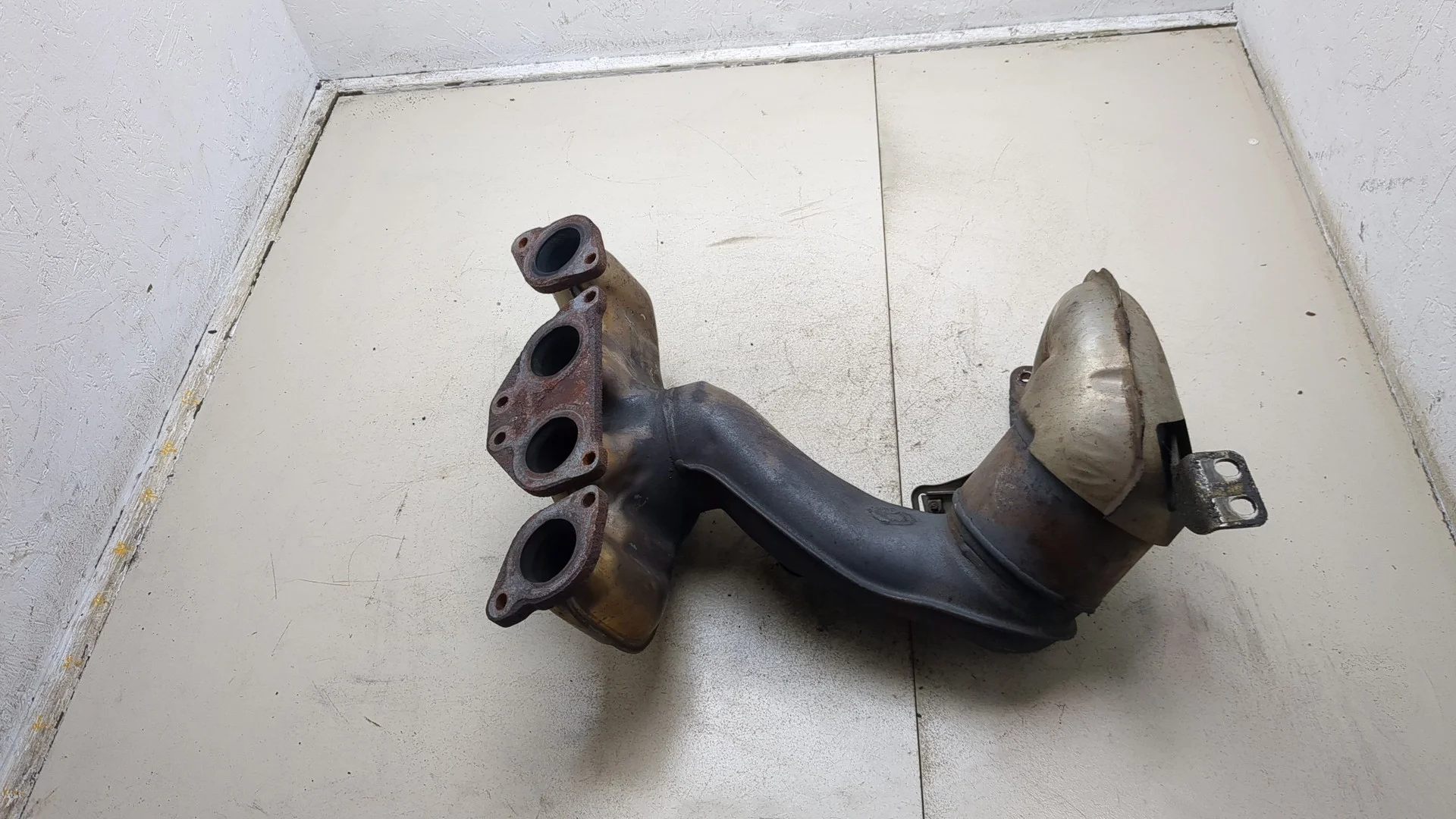 Катализатор Volvo XC90 2002-2014 КПП автомат 4х4 (АКПП) B8444S Бензин 4.4 л Инжектор