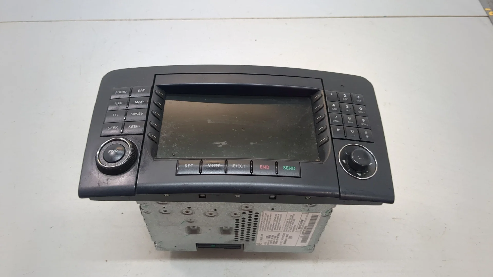 Магнитола Mercedes-Benz GL-Class X164 2006-2012 КПП автомат 4х4 (АКПП) M273.923 Бензин 4.7 л Инжектор