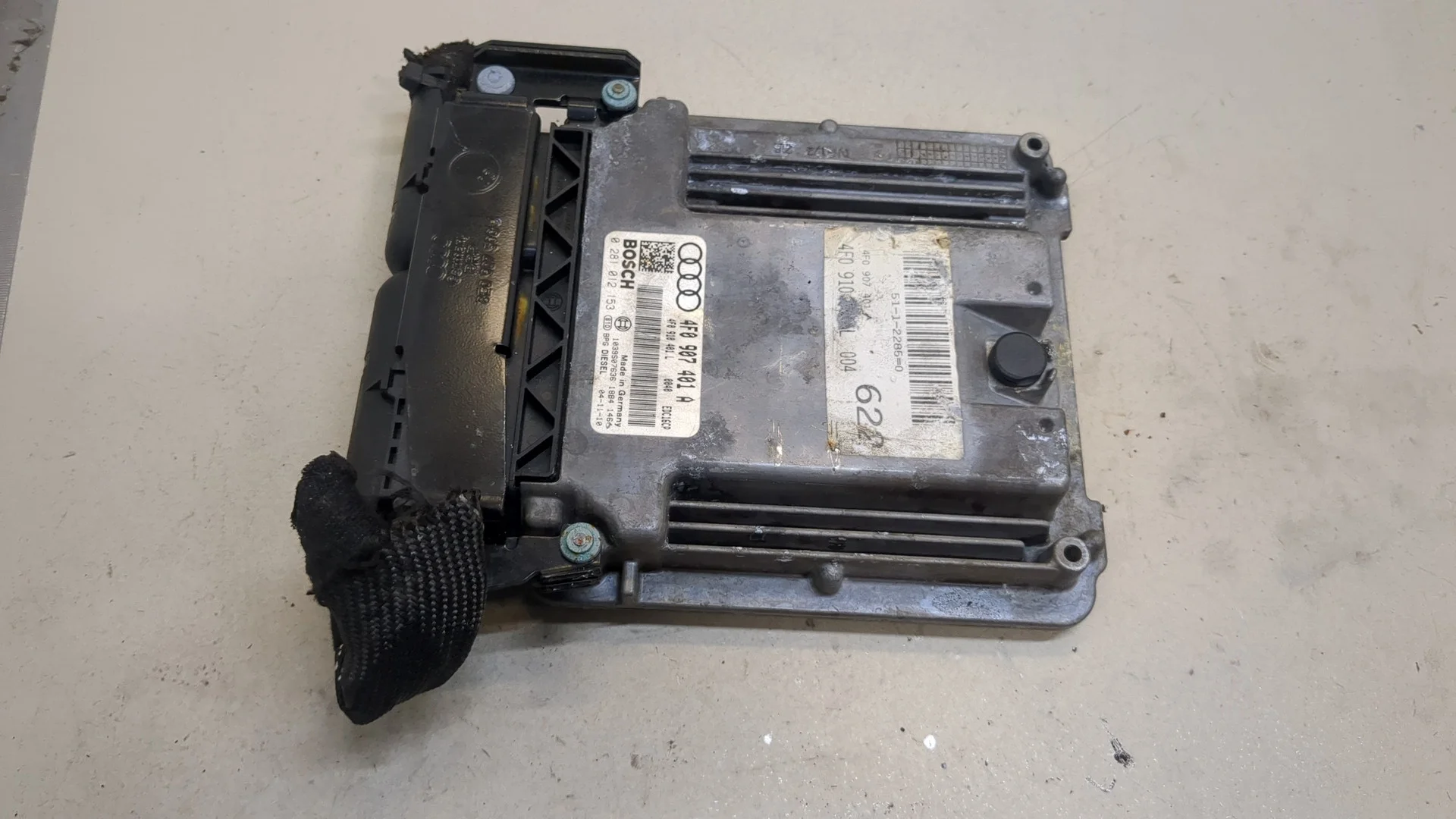 Блок управления двигателем Audi A6 (C6) 2004-2011 КПП автомат 4х4 (АКПП) BMK Дизель 3 л TDI