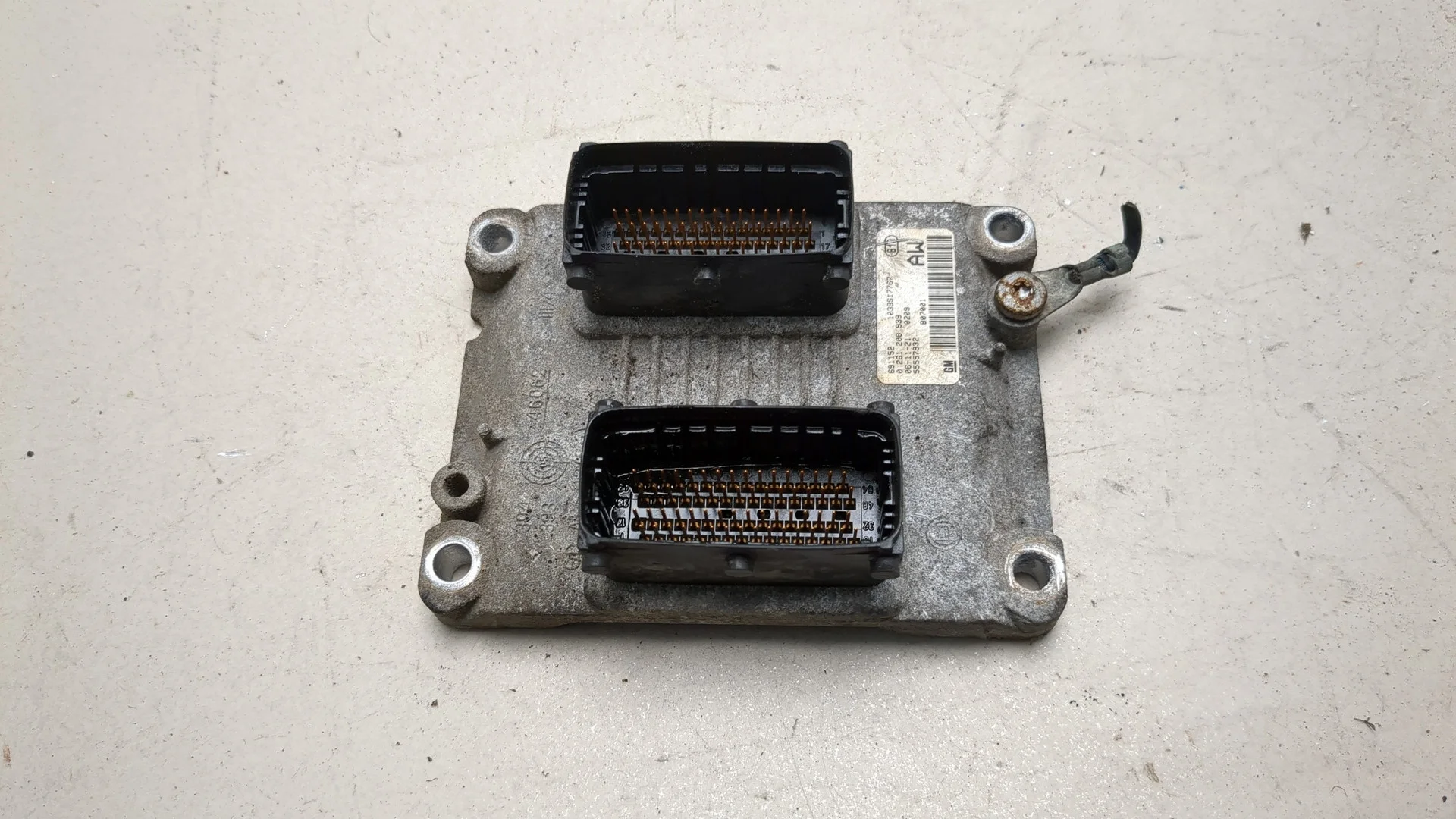 Блок управления двигателем Opel Corsa D 2006-2014 КПП 5-ст.мех.(МКПП) Z10XEP Бензин 1 л Инжектор