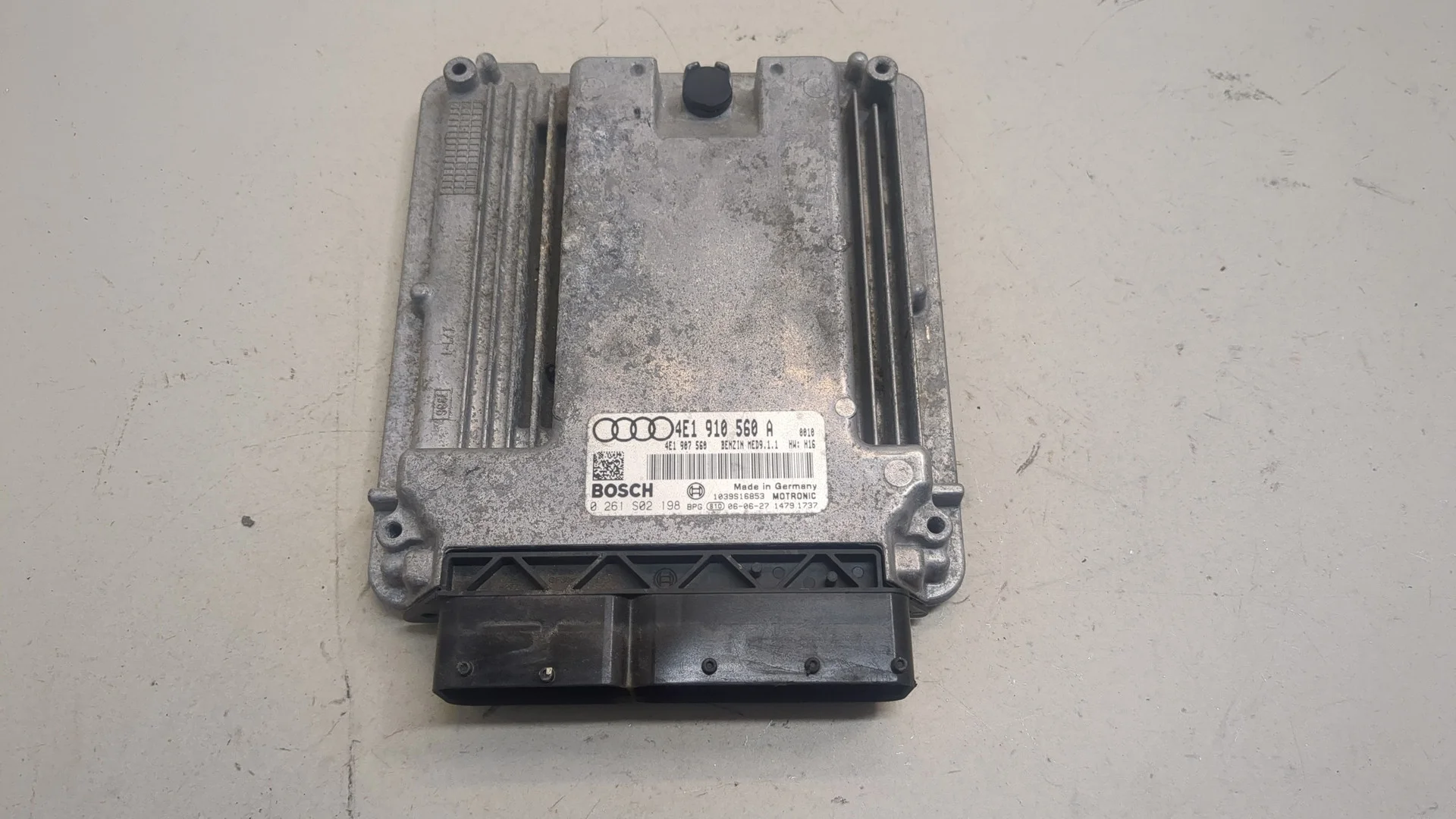 Блок управления двигателем Audi A8 (D3) 2002-2010 КПП автомат 4х4 (АКПП) BVJ Бензин 4.2 л FSI