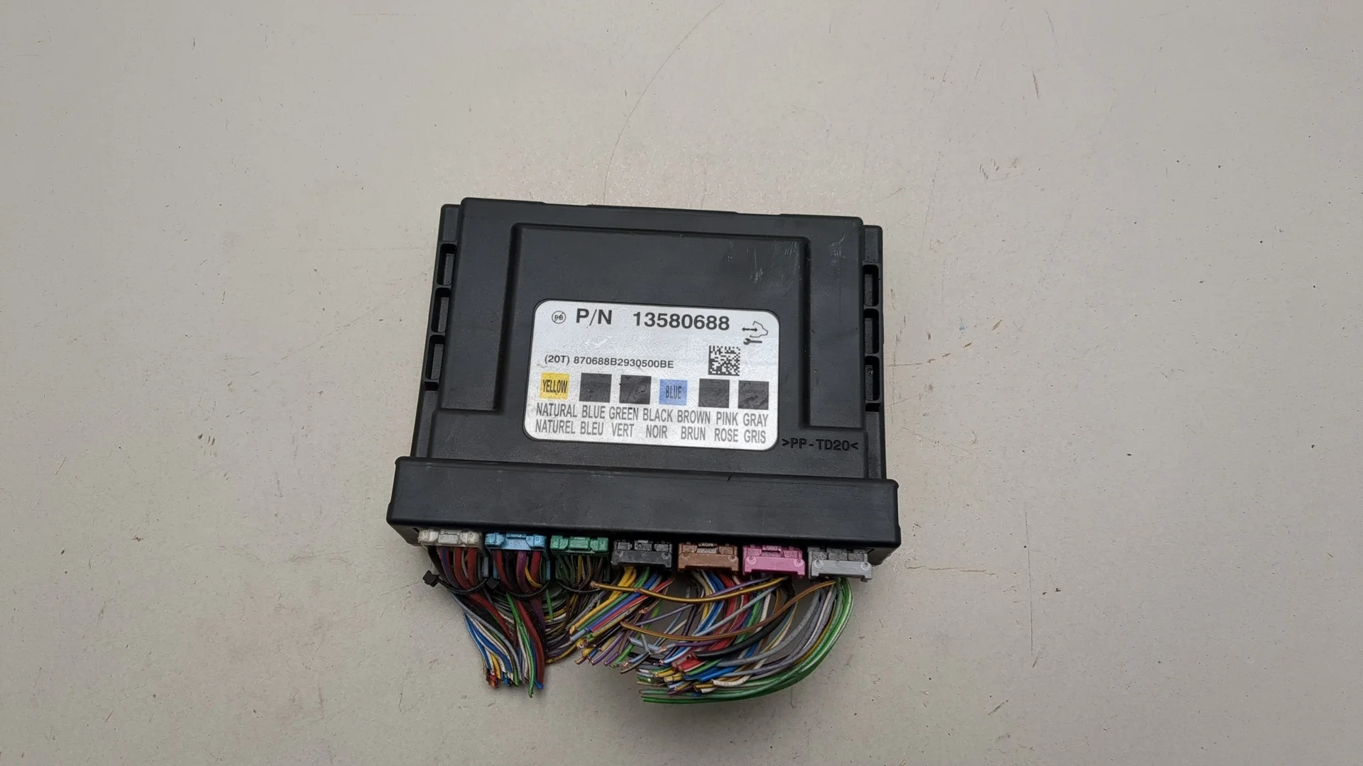 Блок комфорта Opel Astra J 2010-2017 КПП 6-ст.мех.(МКПП) A17DTR Дизель 1.7 л CDTI