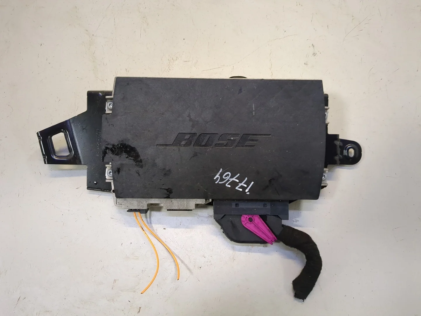 Усилитель магнитолы Audi Q7 2005-2015 КПП автомат 4х4 (АКПП) CTWB Бензин 3 л TFSI