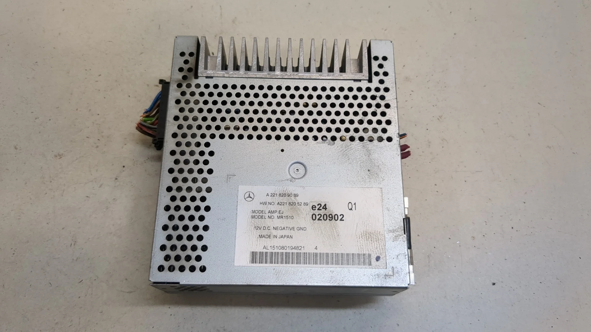 Усилитель магнитолы Mercedes-Benz S-Class W221 2005-2013 КПП автомат (АКПП) OM 642.930 Дизель 3 л CDI