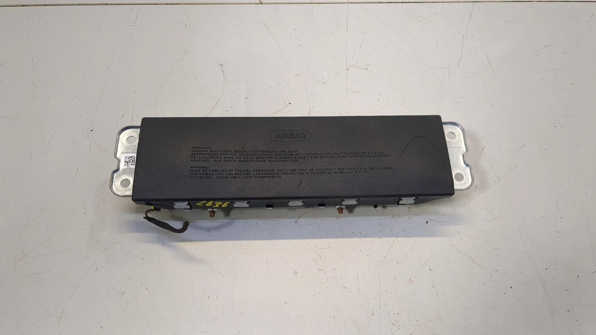 Подушка безопасности коленная Mercedes-Benz E W213 2016-2023 КПП автомат 4х4 (АКПП) M 274.920 Бензин 2 л Турбо-инжектор