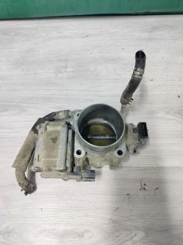 Заслонка дроссельная Mitsubishi Carisma 2003 DA1A