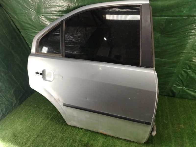 Дверь задняя правая Ford Mondeo 3 2002 B4Y