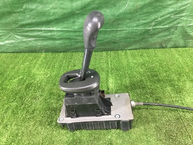 Селектор акпп Renault Duster 2012 HSM