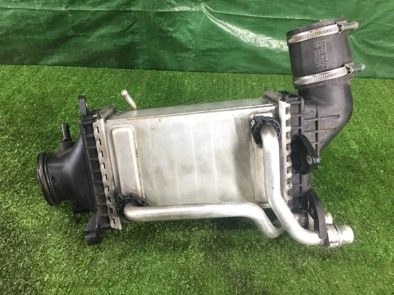 Интеркулер Mercedes-Benz -Class 2015 W205