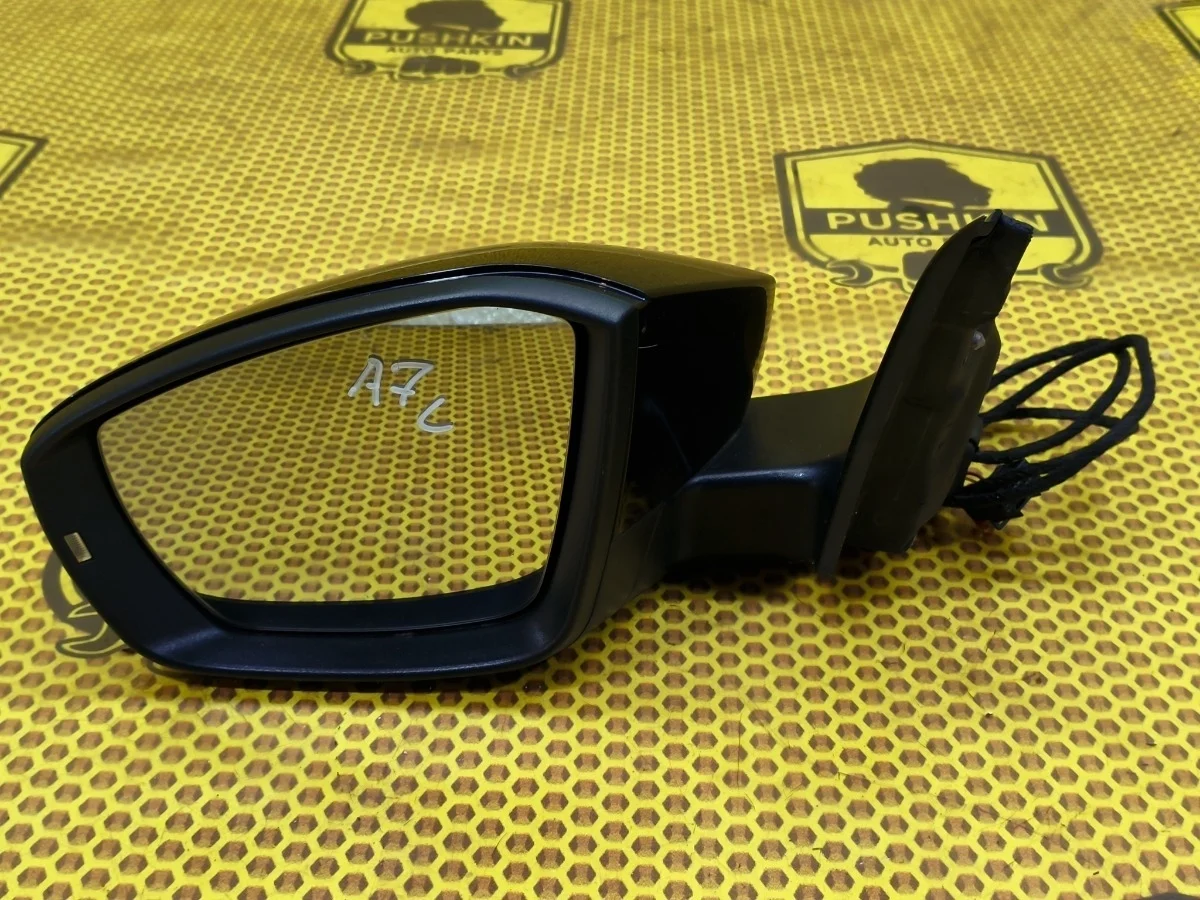 Зеркало заднего вида Skoda Octavia 2014 5E1857507N 5E5 CHPA, левое