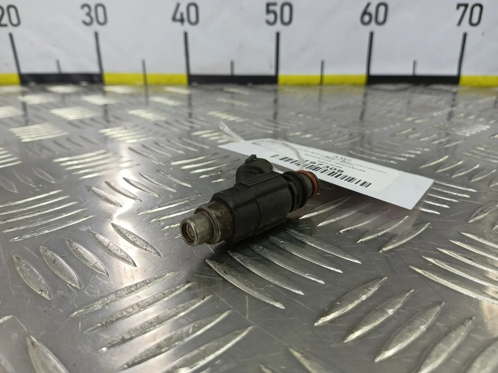 Форсунка топливная MITSUBISHI Space Star I рестай