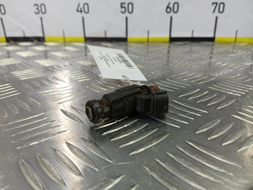 Форсунка топливная MITSUBISHI Space Star I рестай